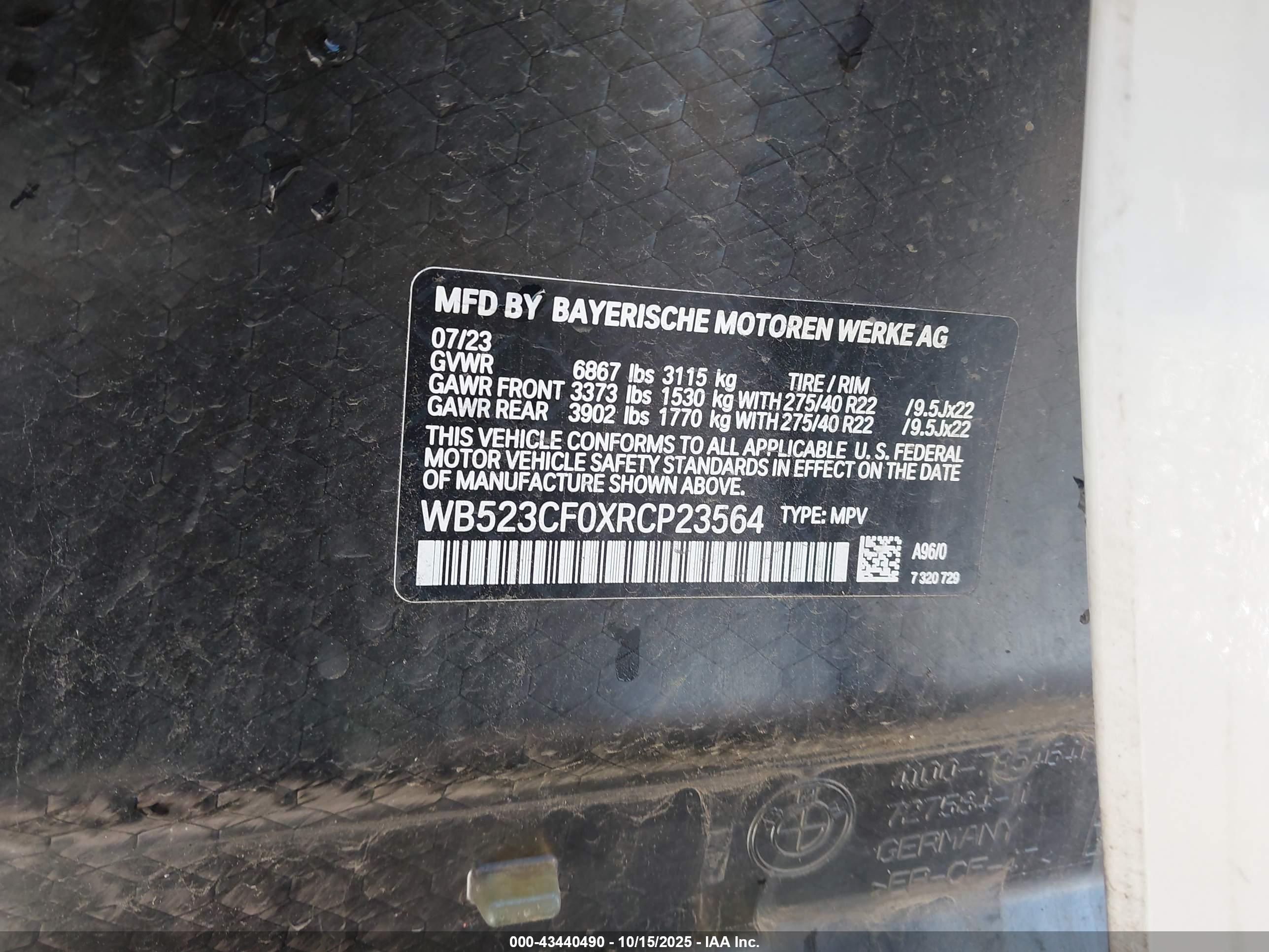 BMW IX image 9