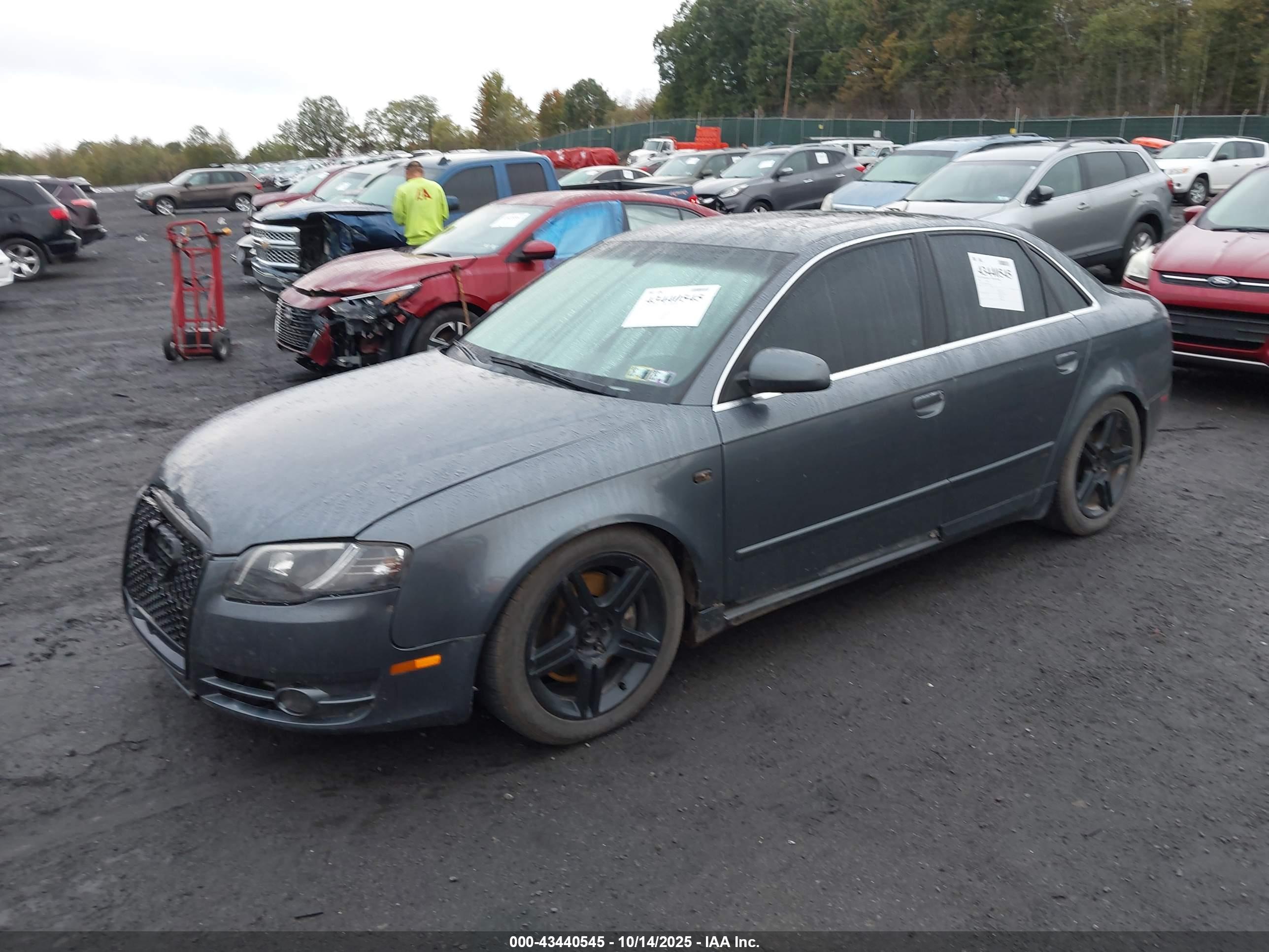 AUDI A4 image 2