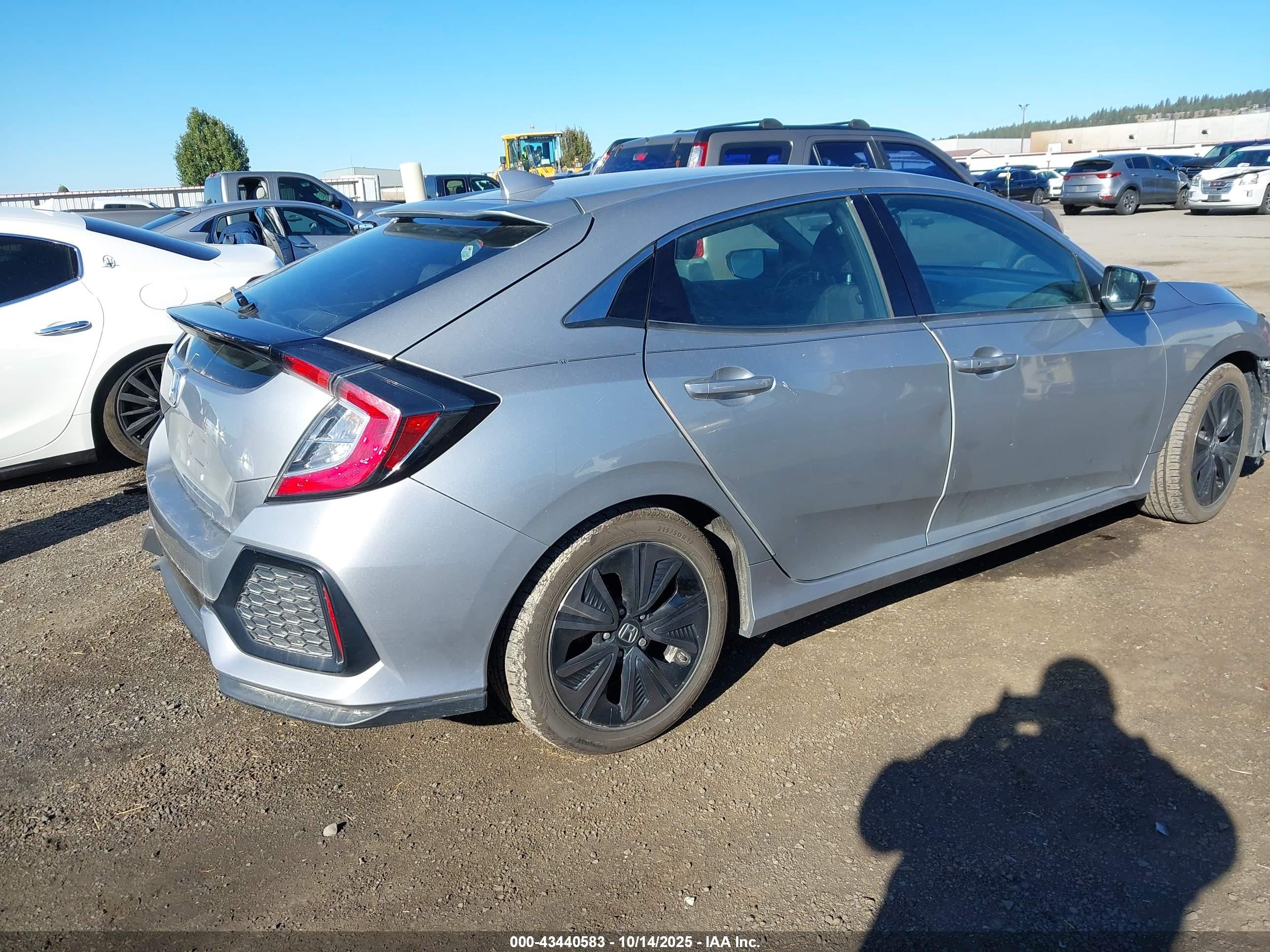 HONDA CIVIC image 4