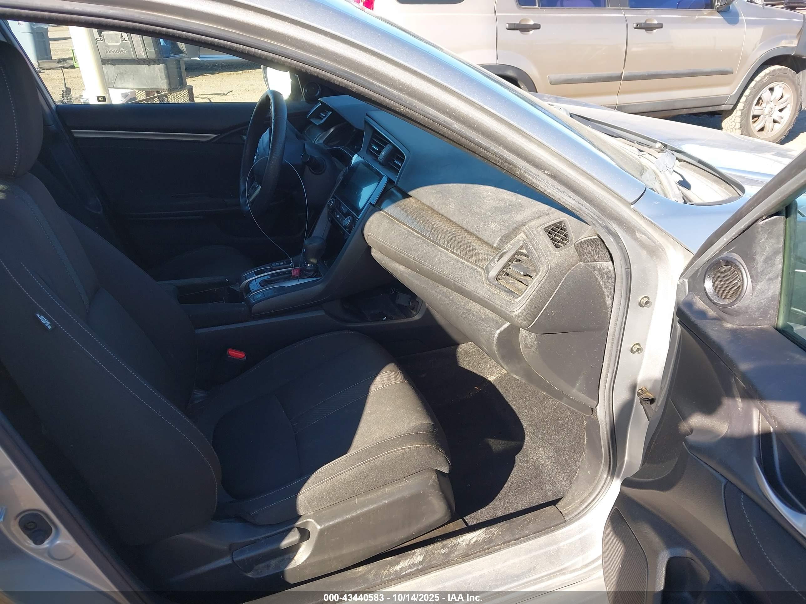 HONDA CIVIC image 5