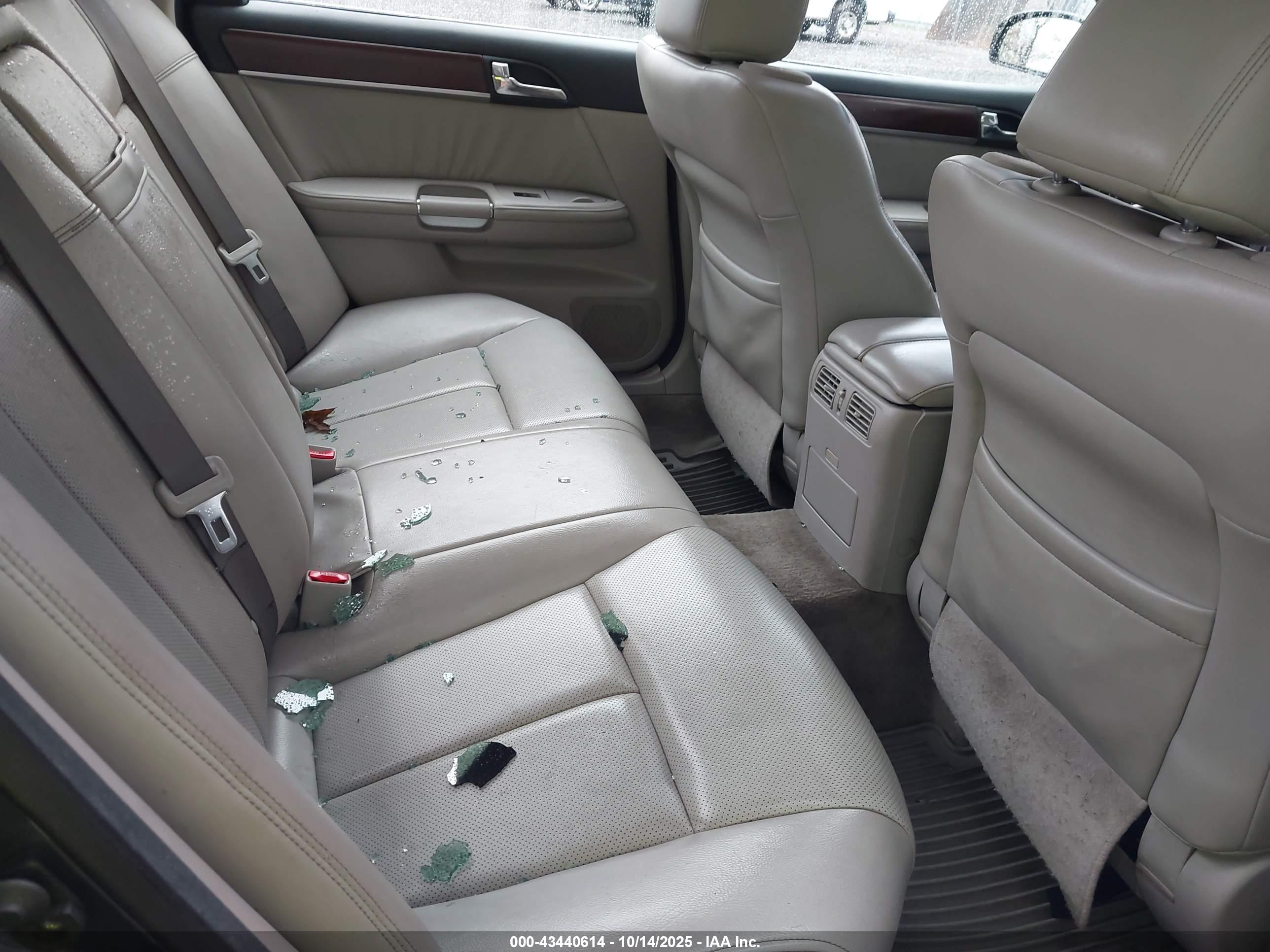 INFINITI M35X image 8