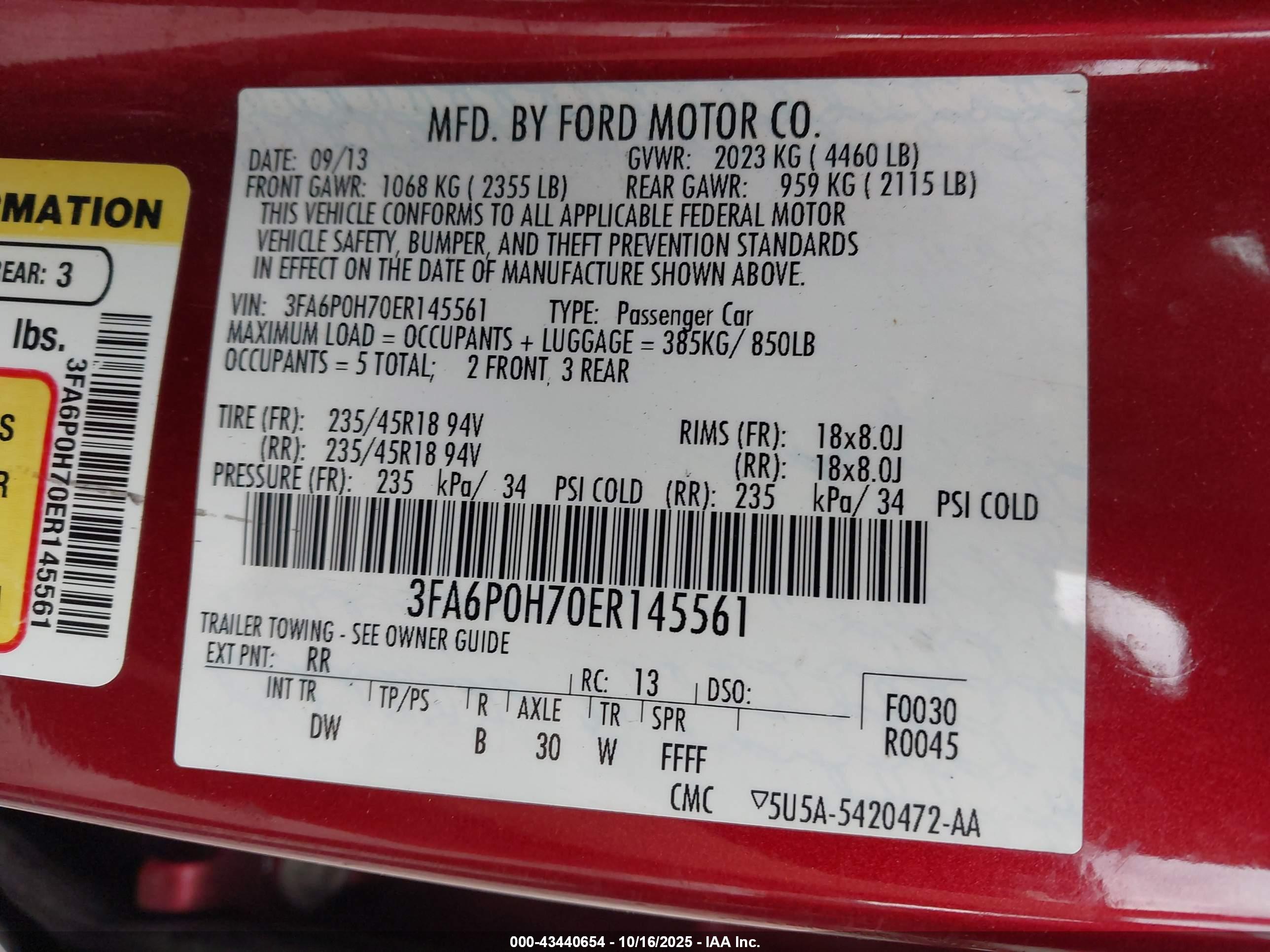 FORD FUSION image 9