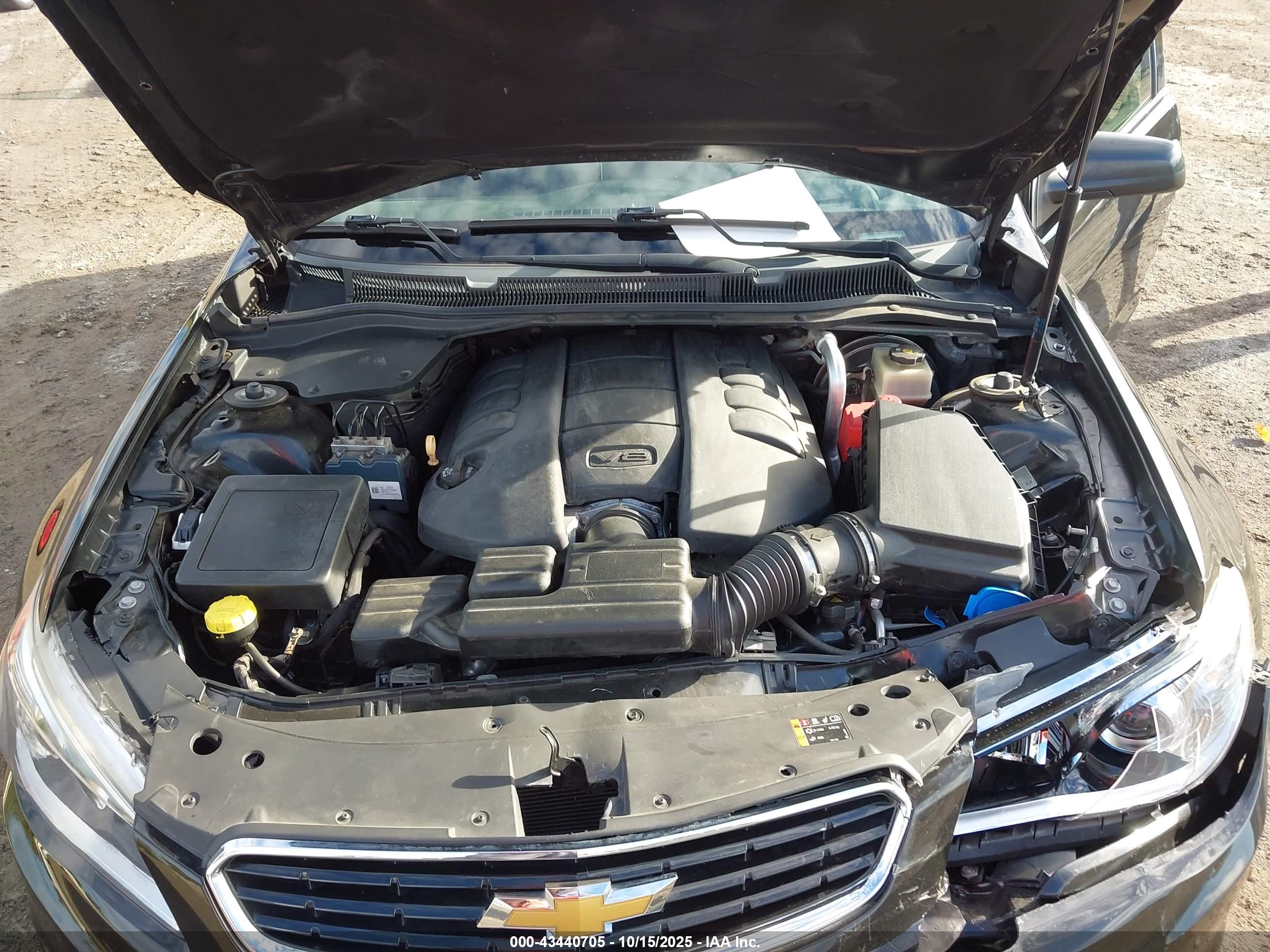 CHEVROLET SS image 10