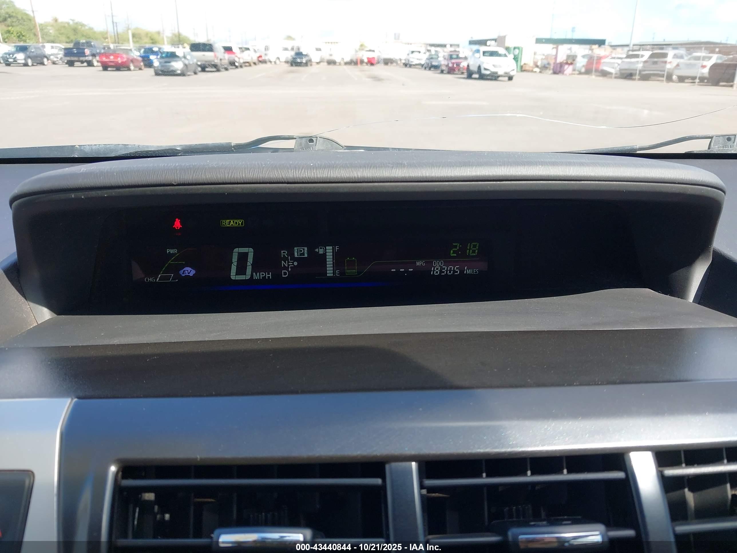 TOYOTA PRIUS image 7