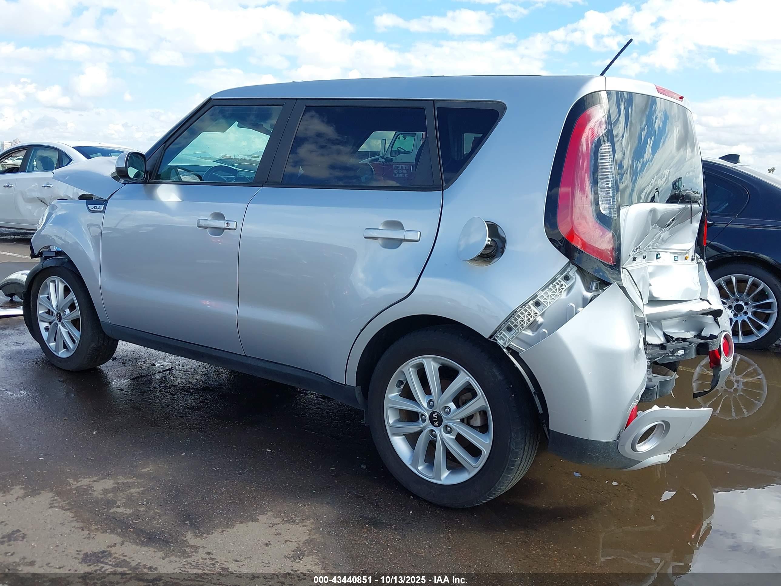 KIA SOUL image 3