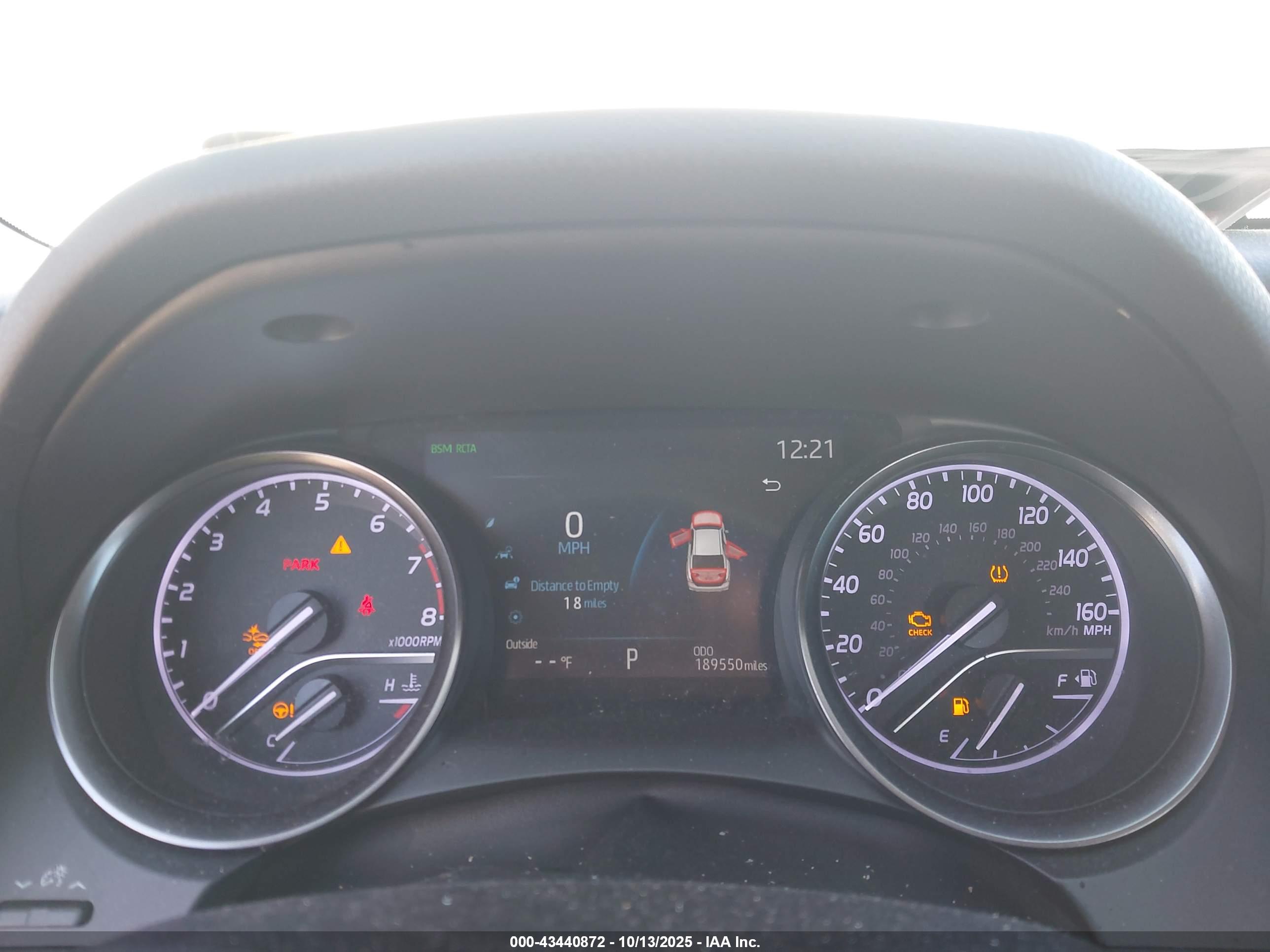 TOYOTA CAMRY image 7