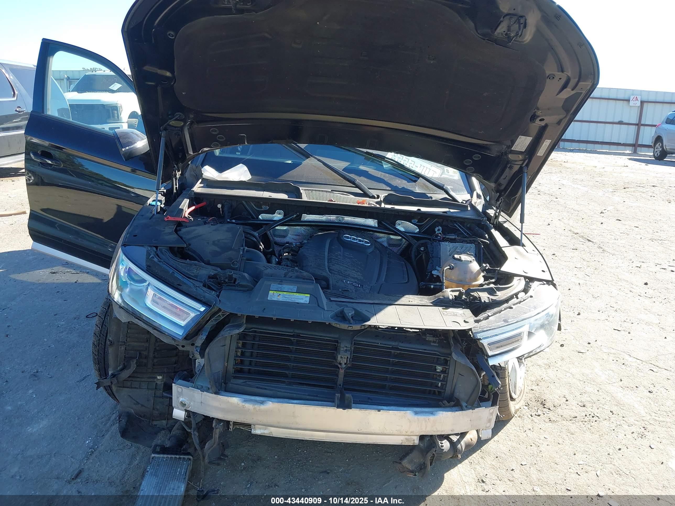 AUDI Q5 image 10