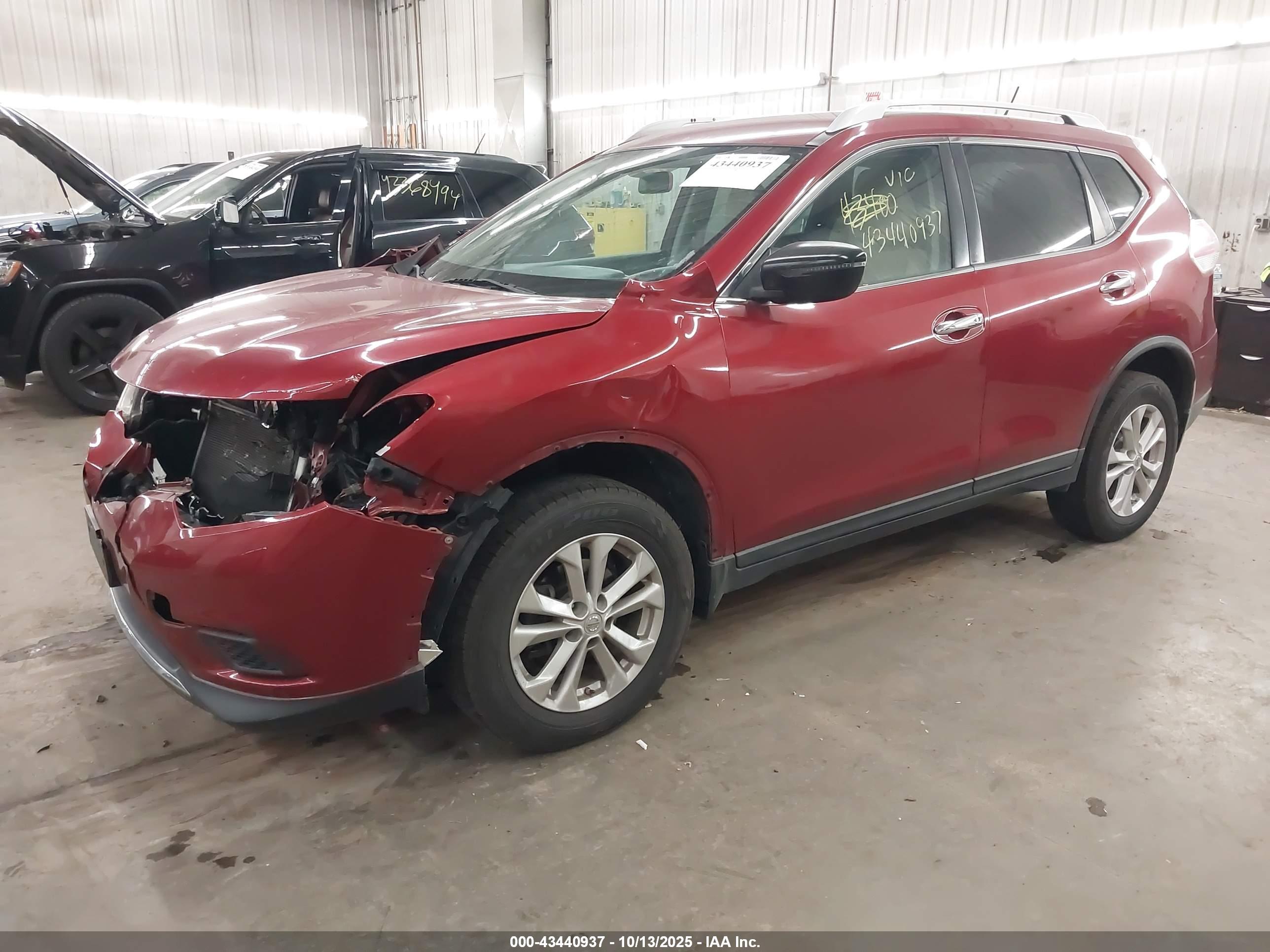 NISSAN ROGUE image 2