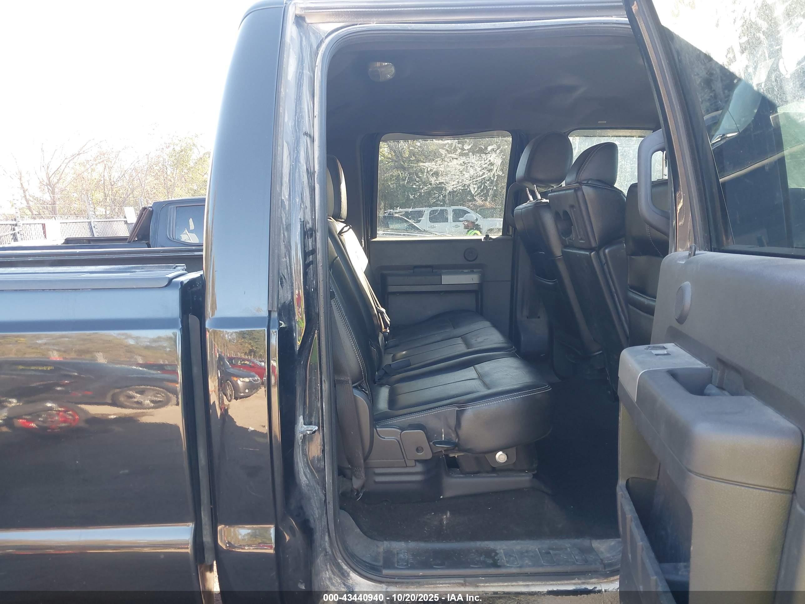 FORD F-350 image 8