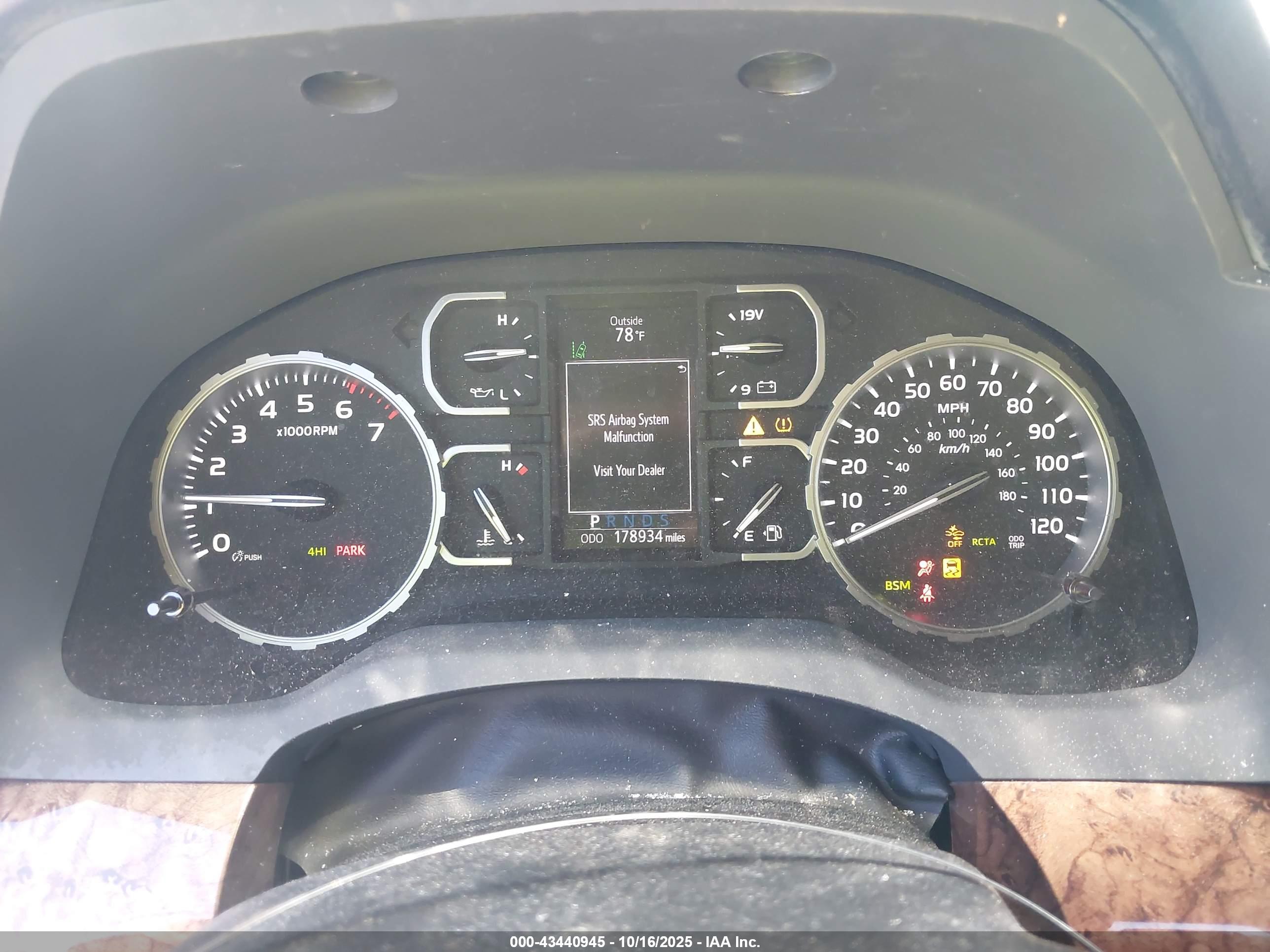 TOYOTA TUNDRA image 7