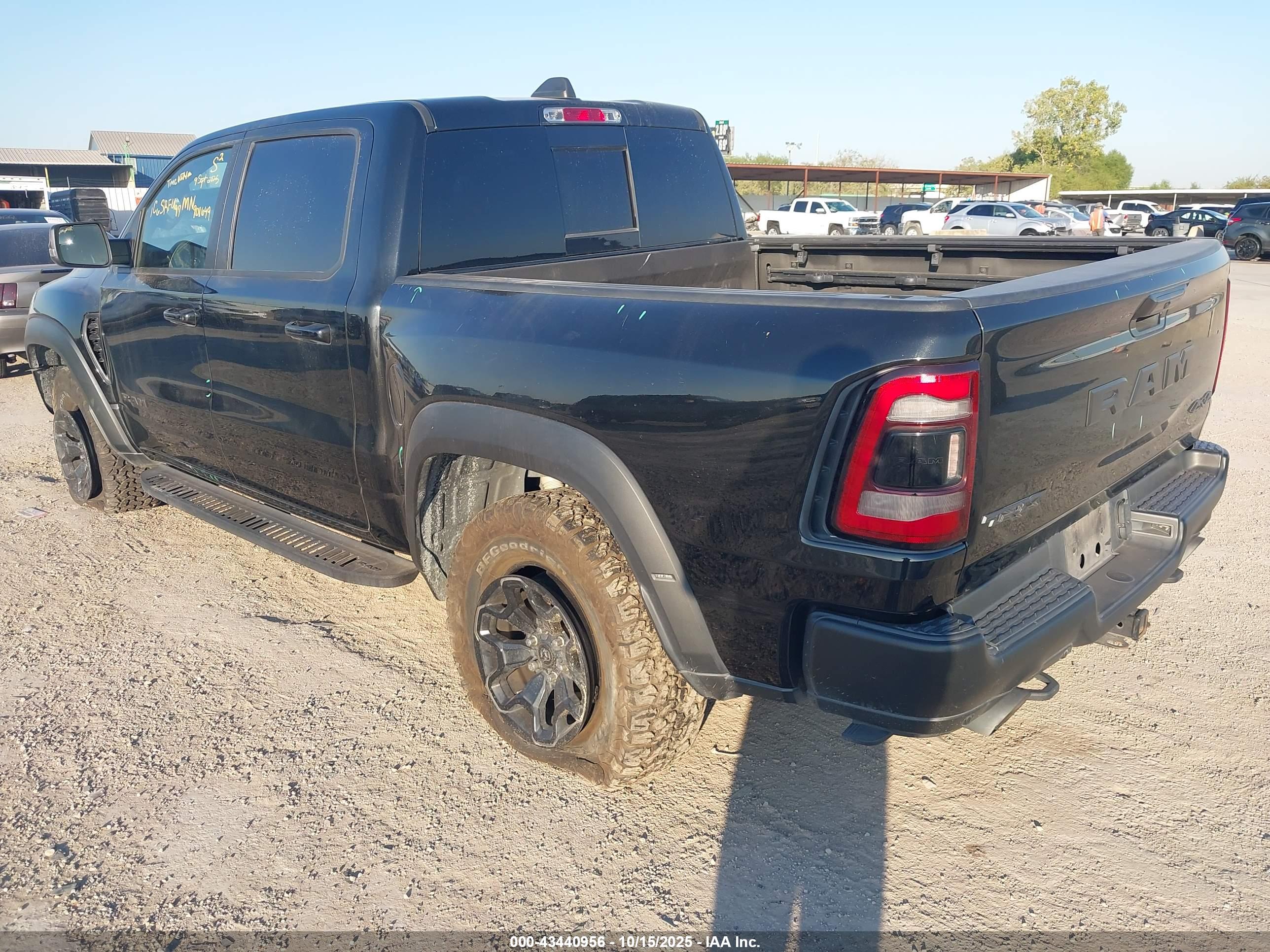 RAM 1500 image 3