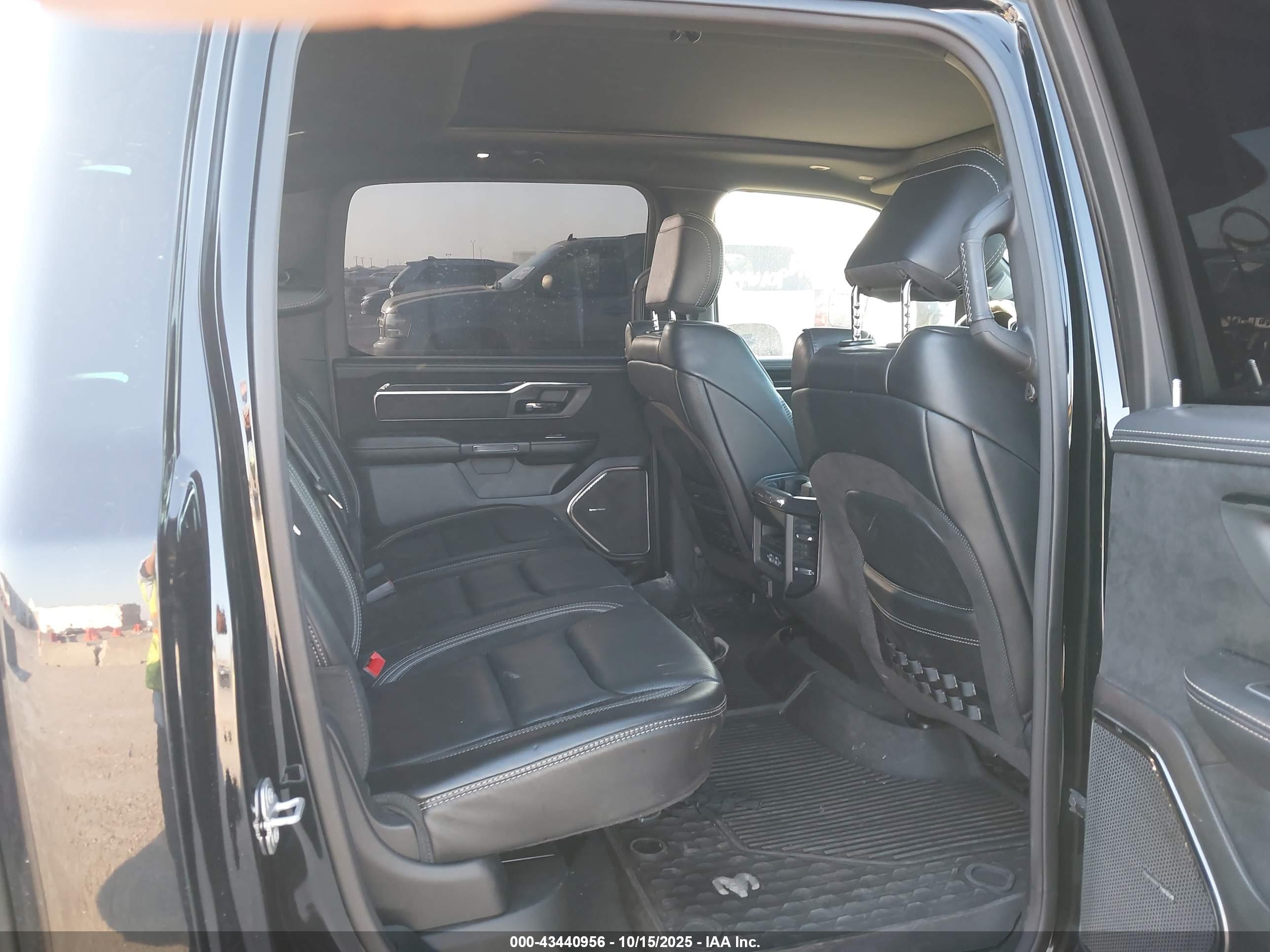 RAM 1500 image 8