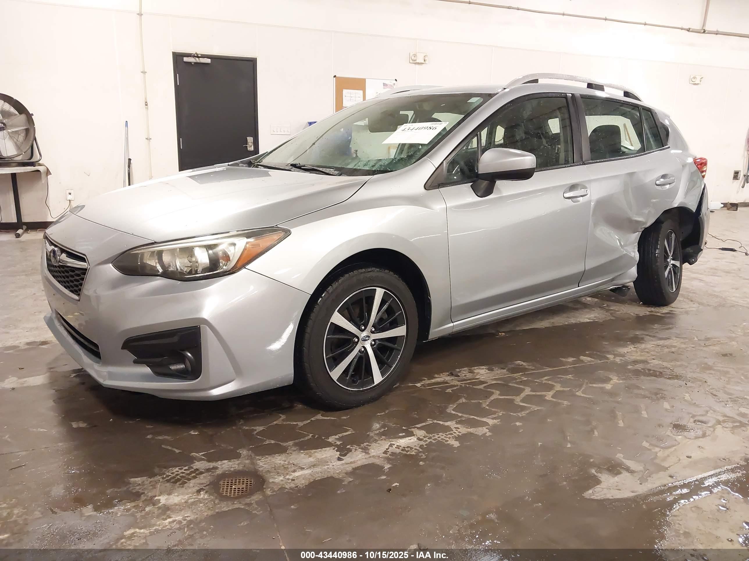 SUBARU IMPREZA image 2