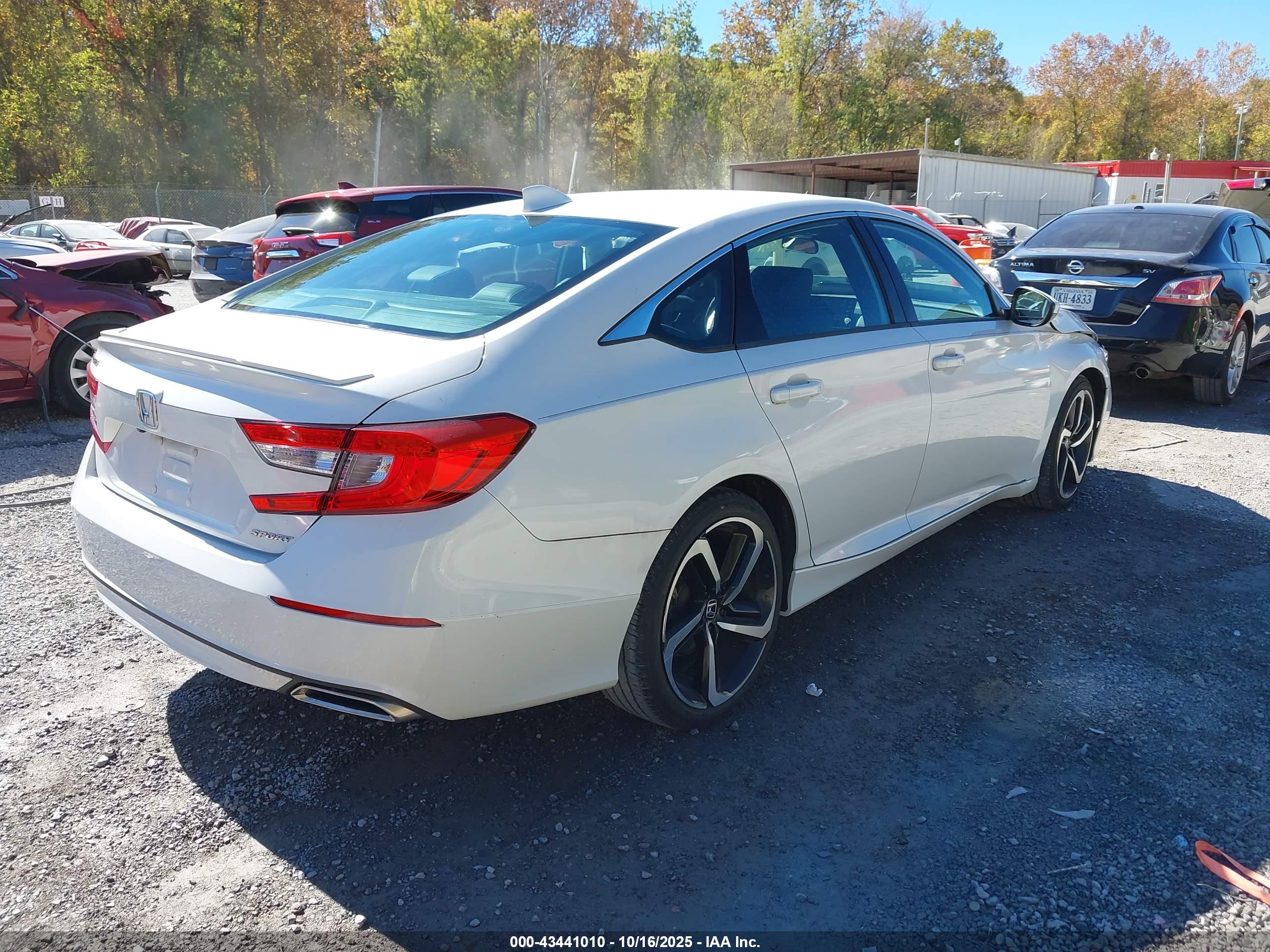 HONDA ACCORD image 4
