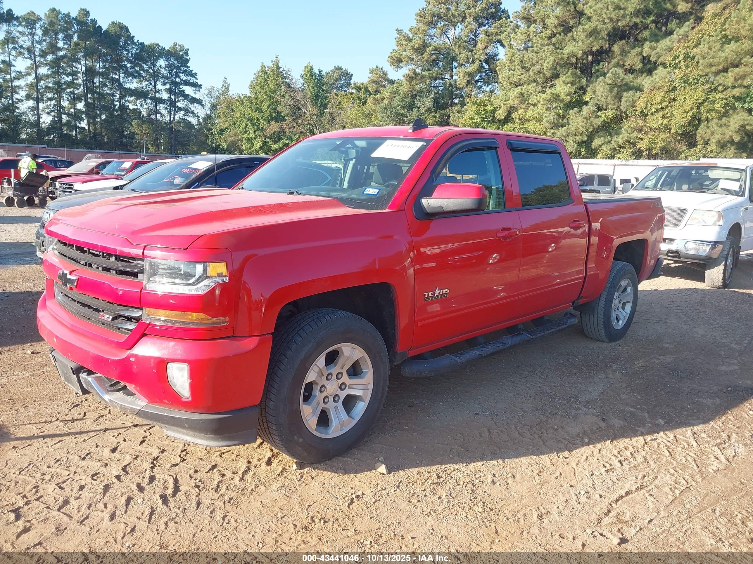 CHEVROLET SILVERADO image 2