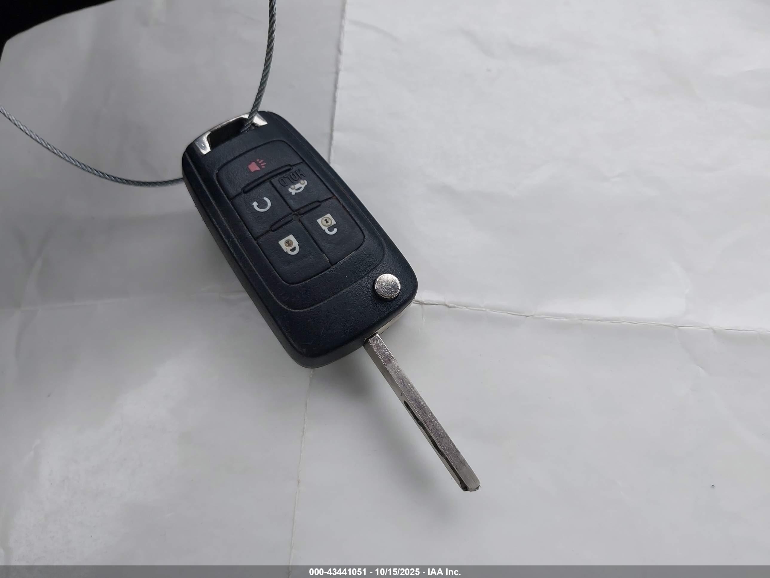 CHEVROLET EQUINOX image 11