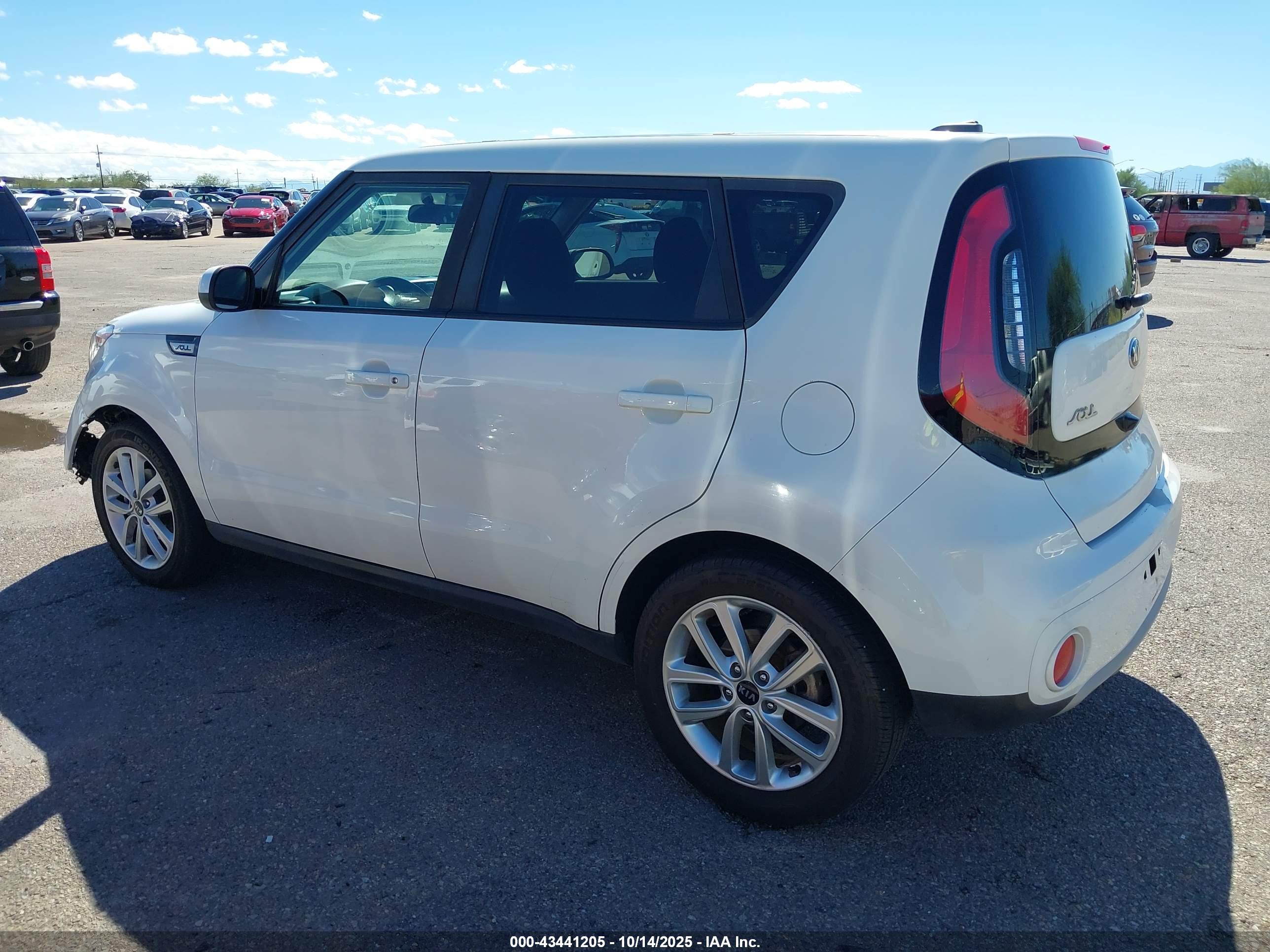 KIA SOUL image 3