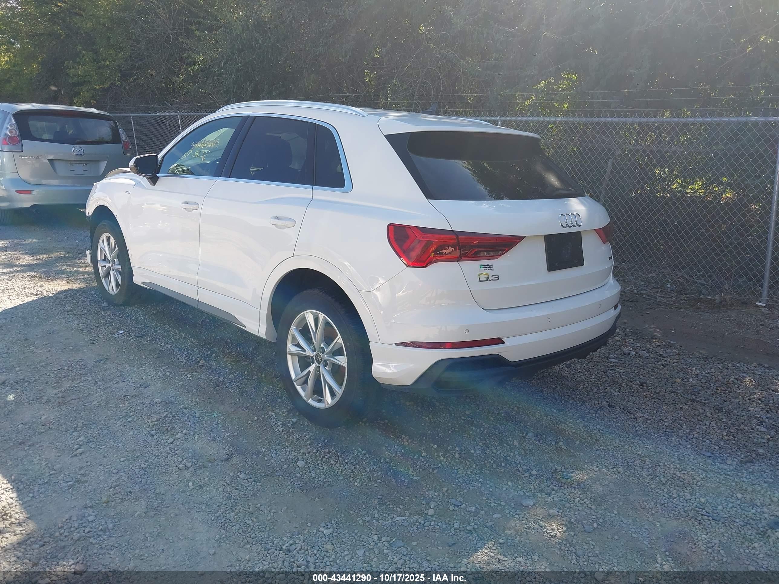 AUDI Q3 image 3
