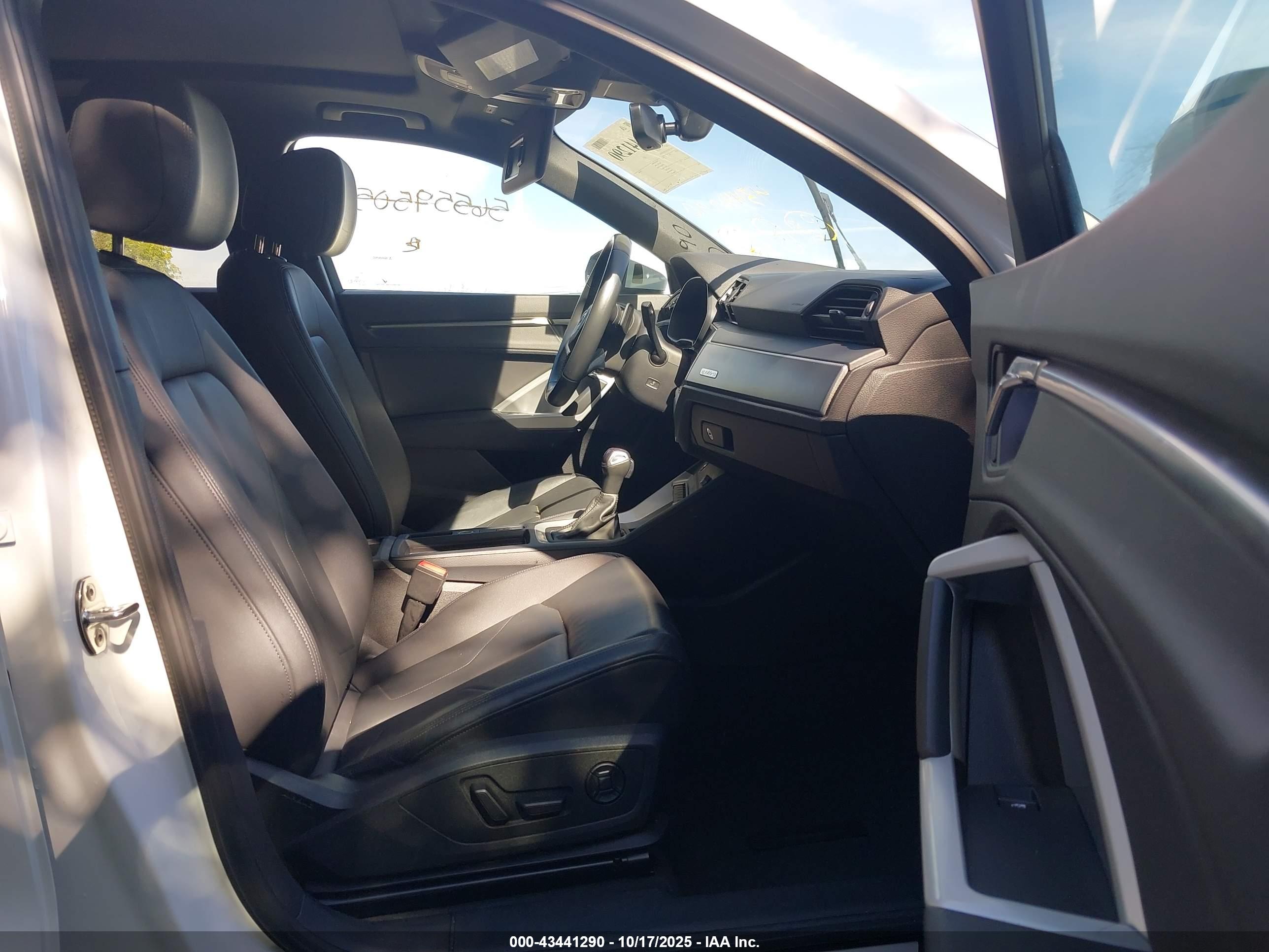 AUDI Q3 image 5