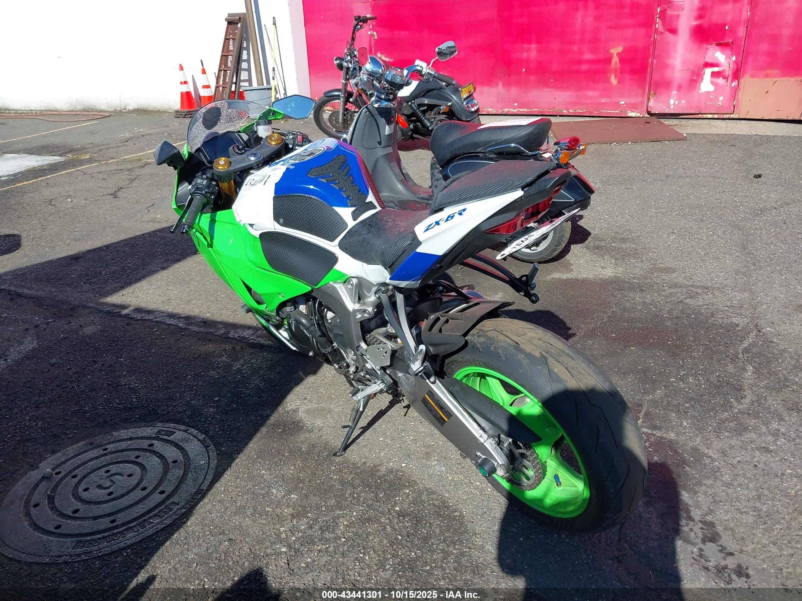 KAWASAKI ZX636 image 3