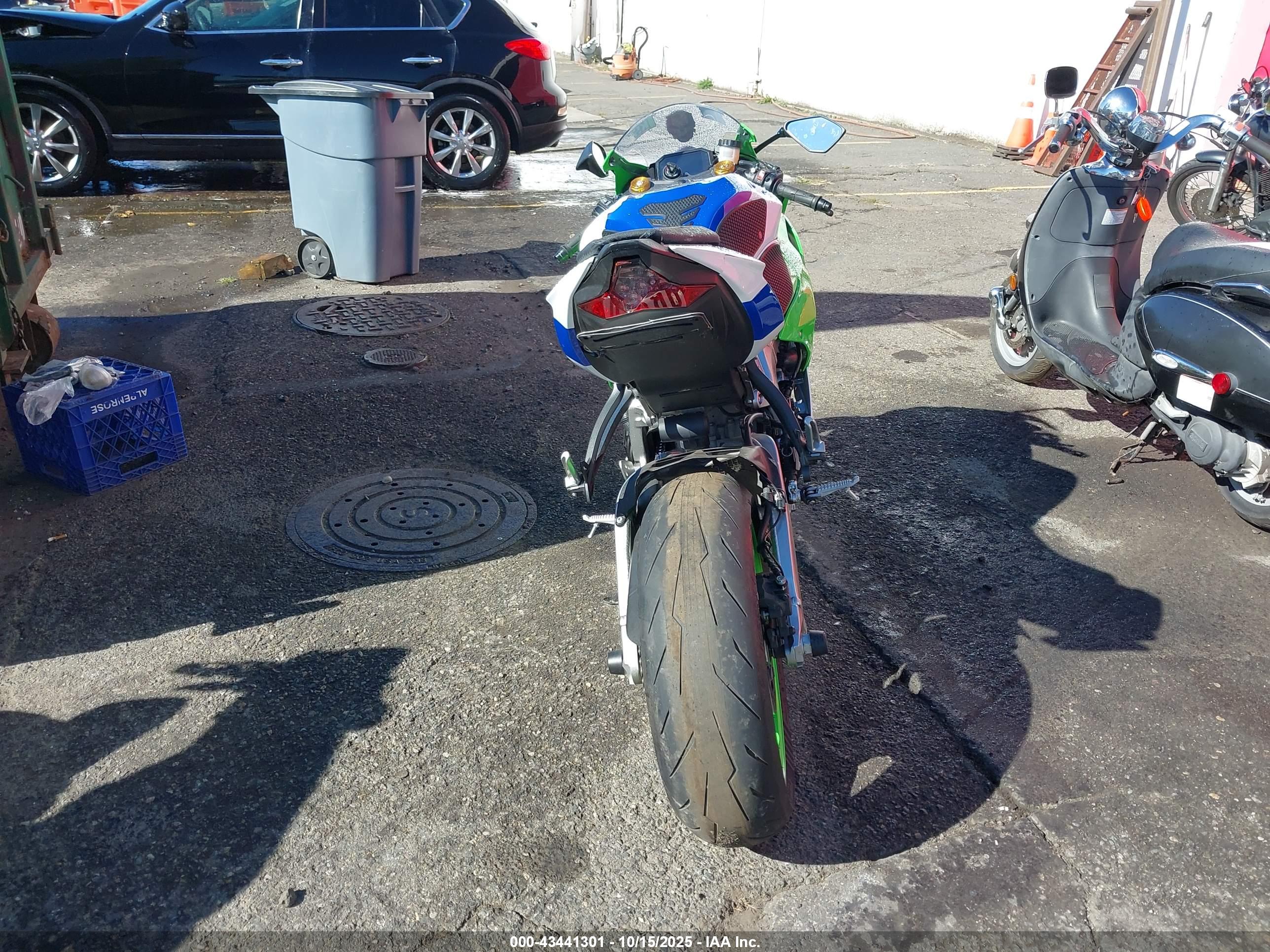 KAWASAKI ZX636 image 6