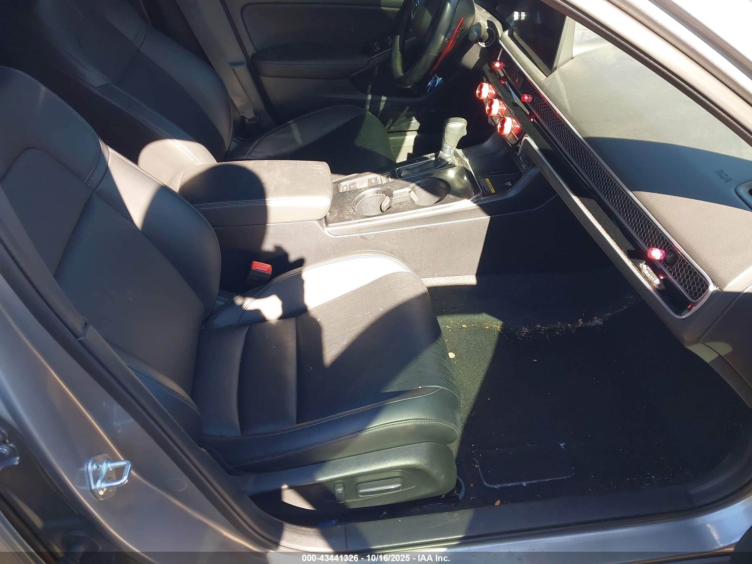 HONDA CIVIC image 5