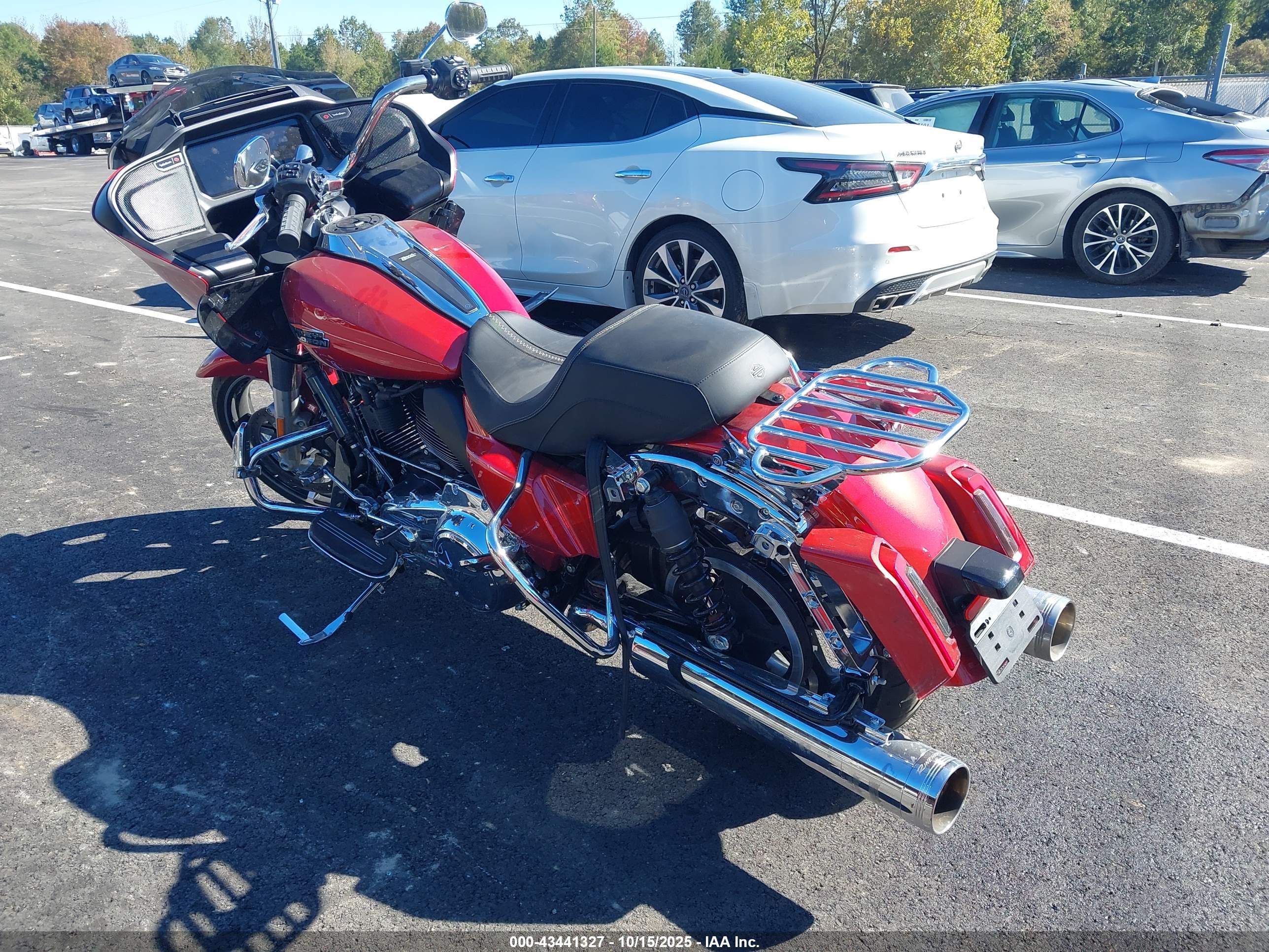 HARLEY-DAVIDSON FLTRX image 3