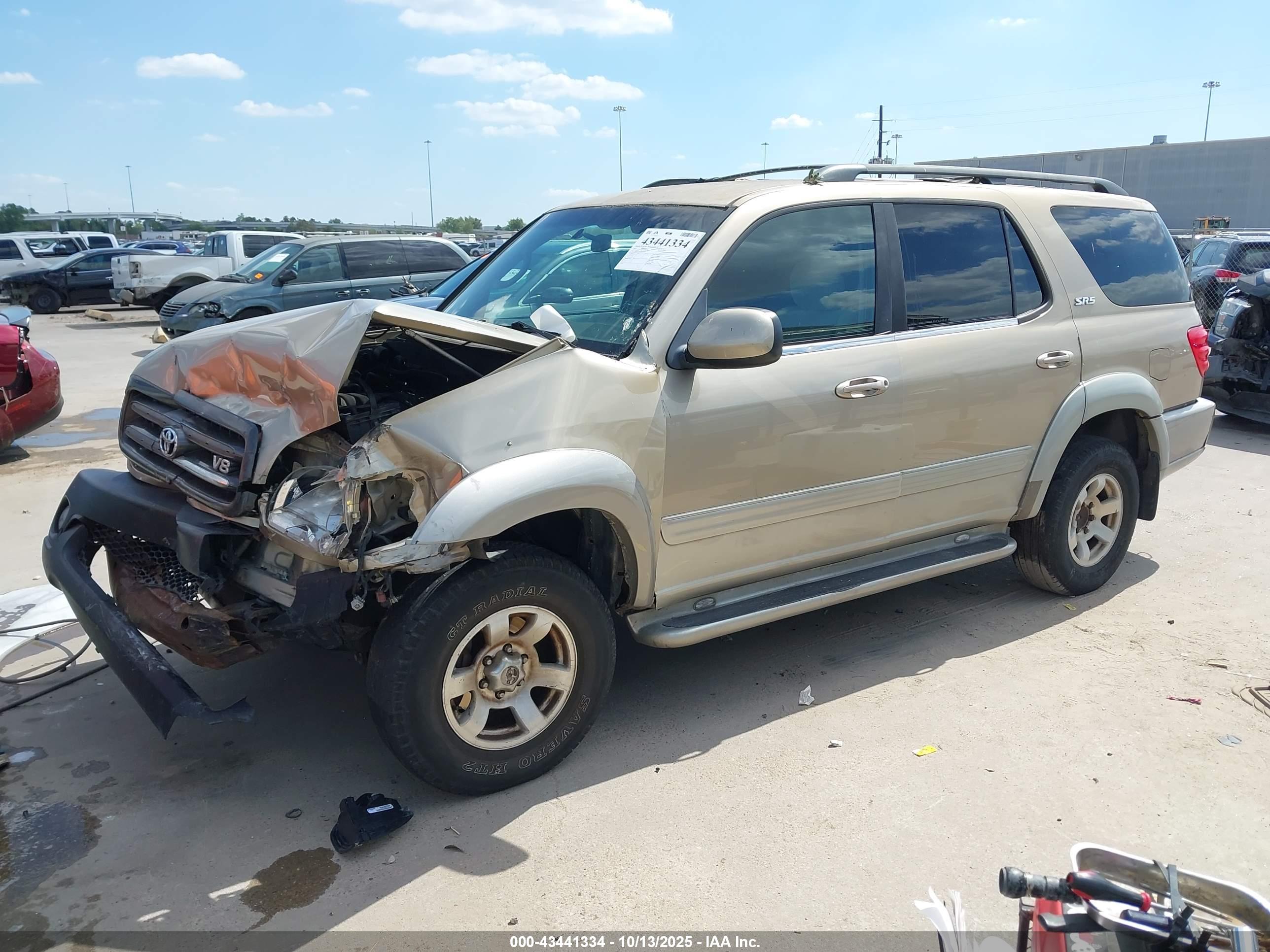 TOYOTA SEQUOIA image 2