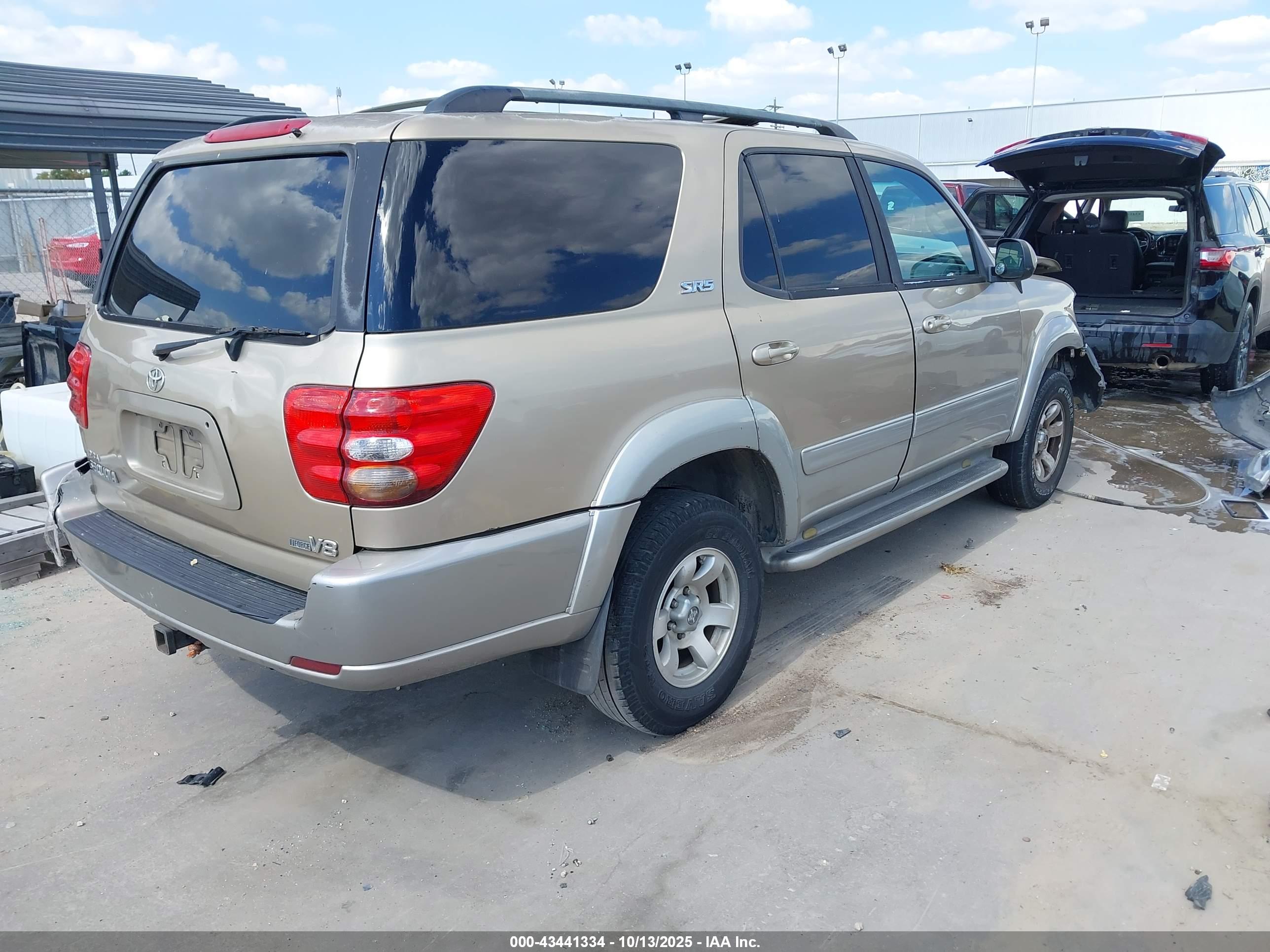 TOYOTA SEQUOIA image 4