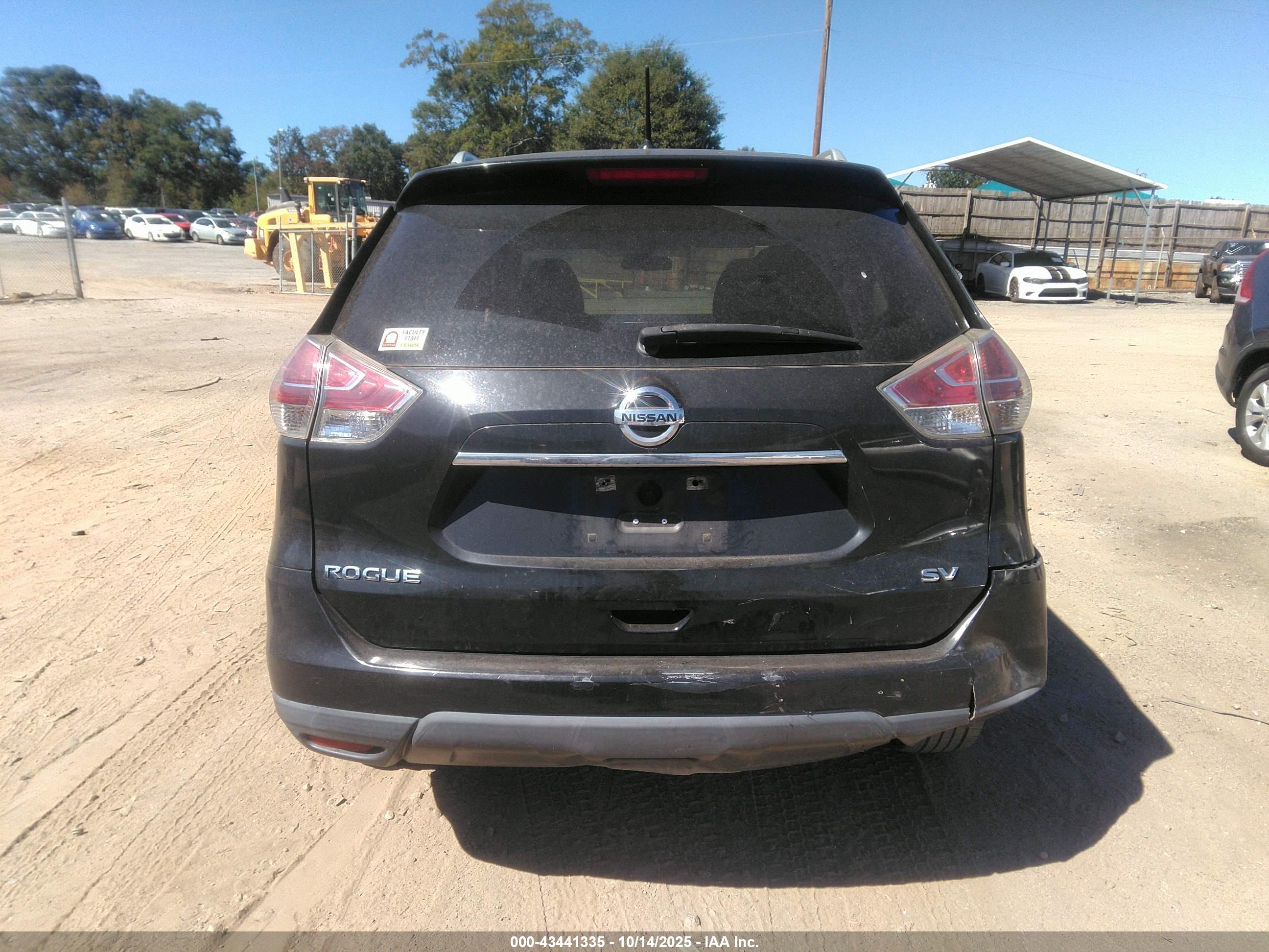 NISSAN ROGUE image 6