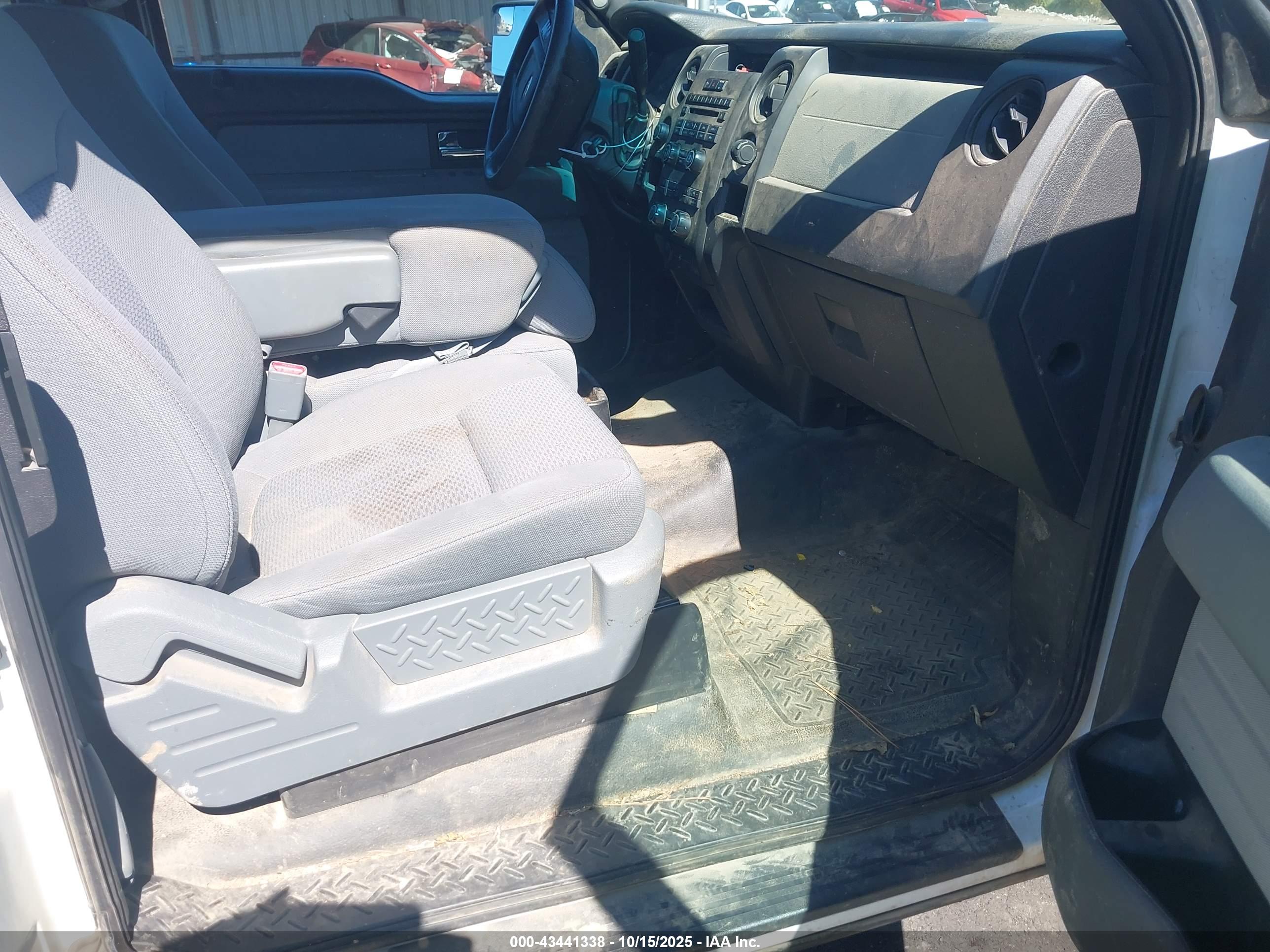 FORD F-150 image 5