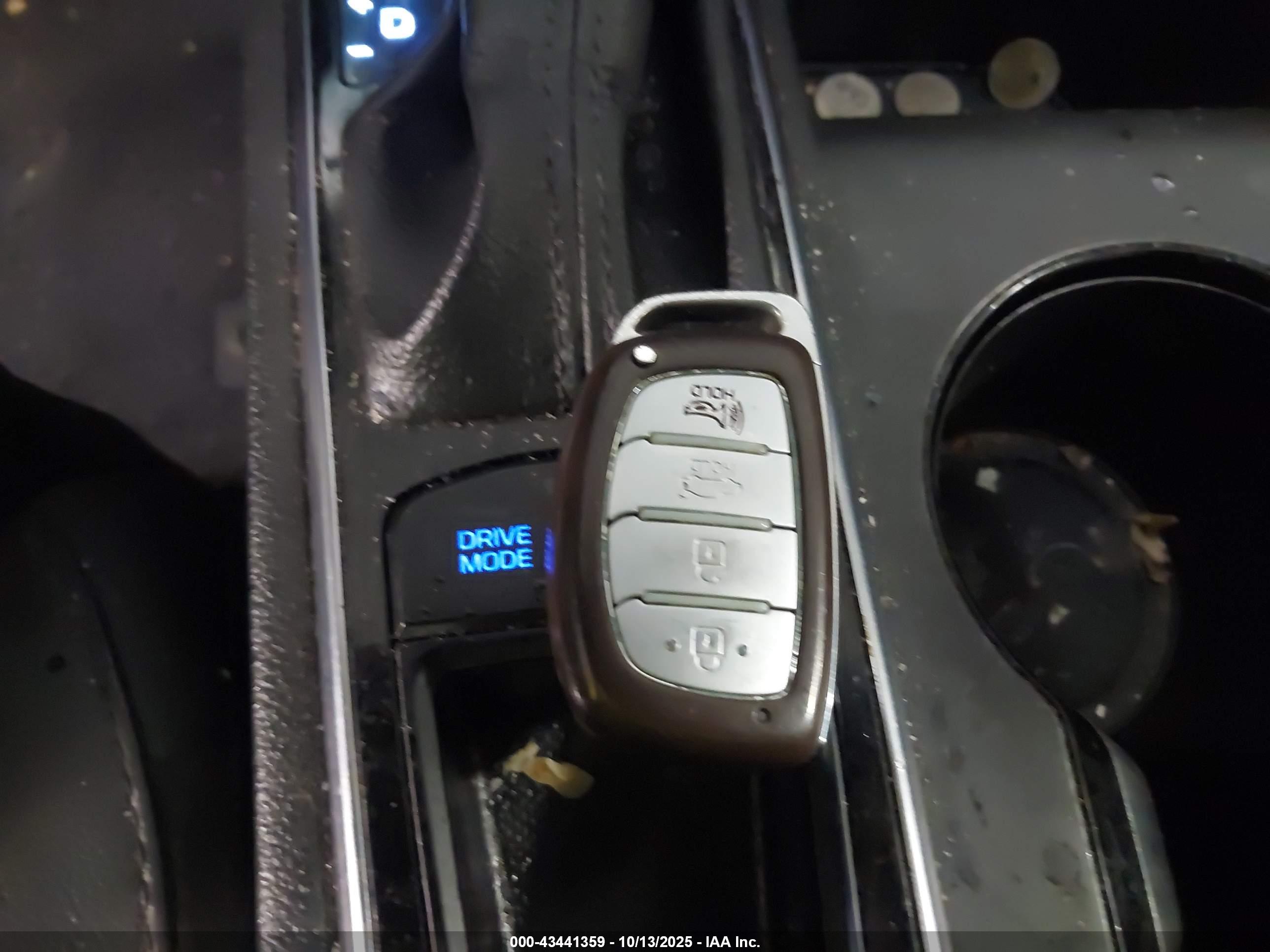 HYUNDAI SONATA image 11