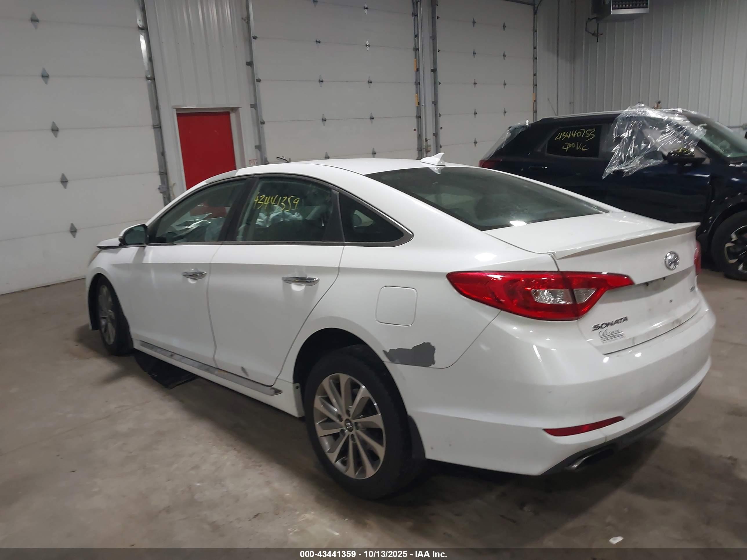 HYUNDAI SONATA image 3