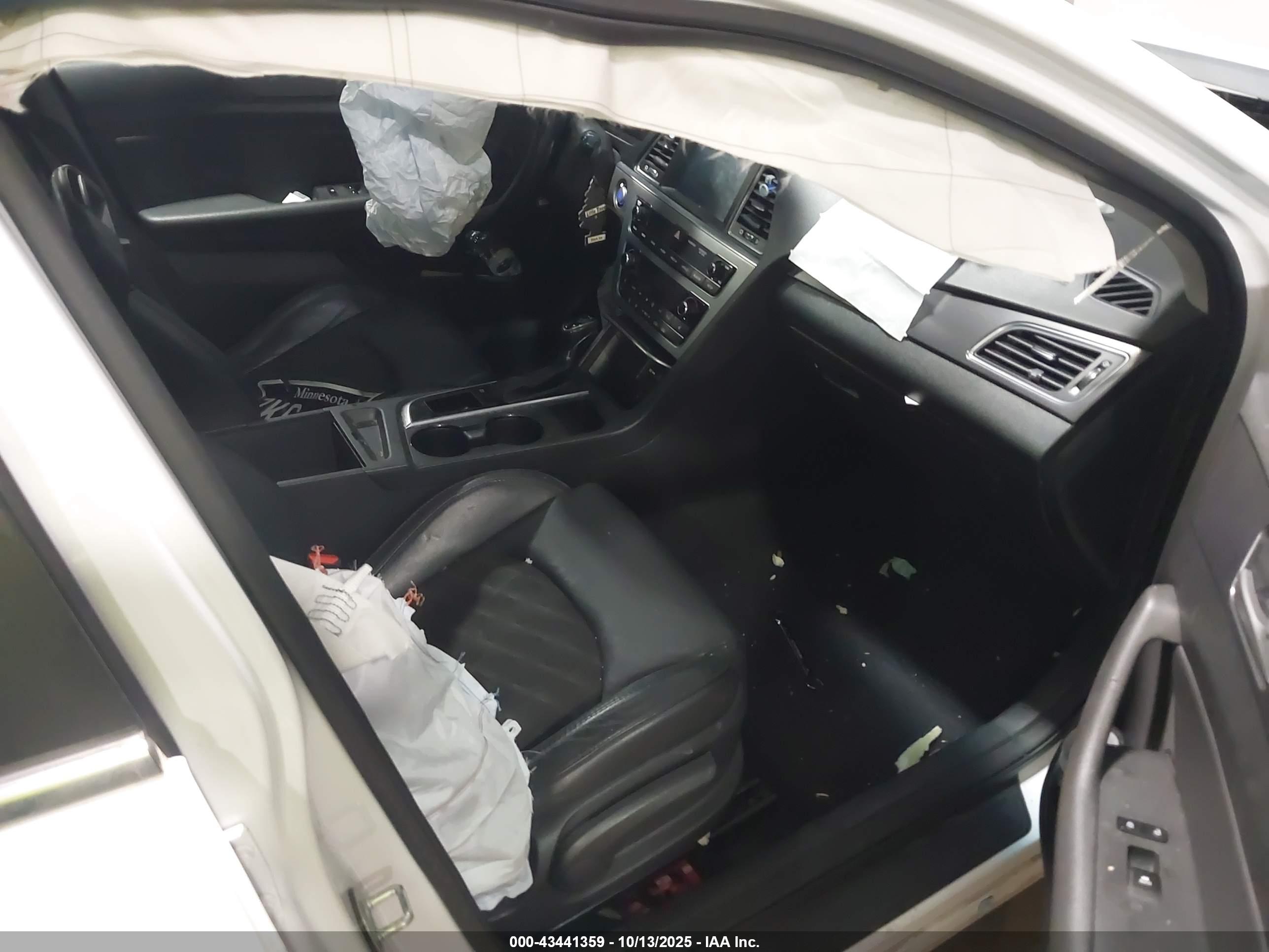 HYUNDAI SONATA image 5