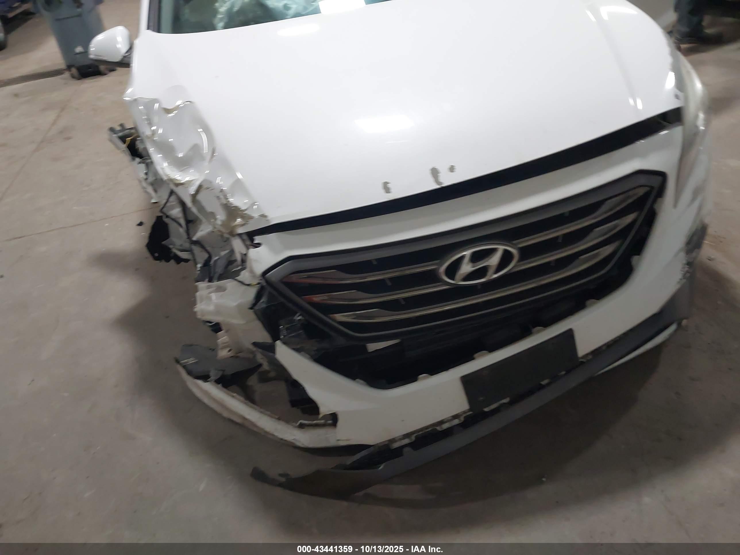 HYUNDAI SONATA image 6