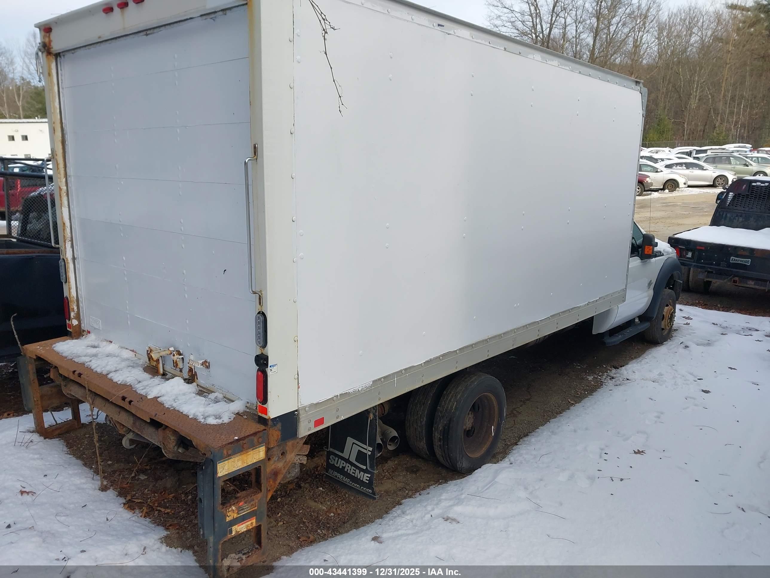FORD F-550 image 4