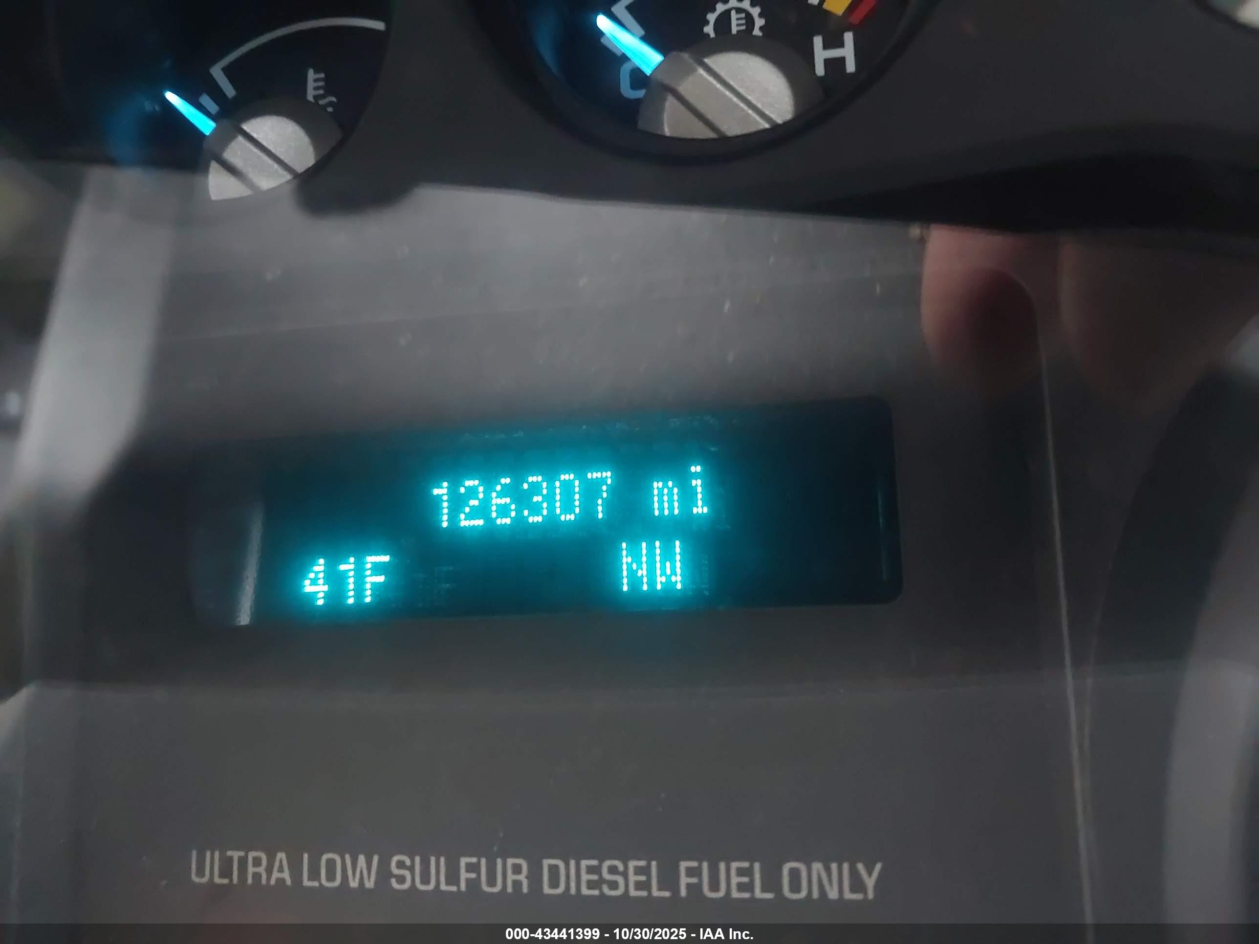 FORD F-550 image 6