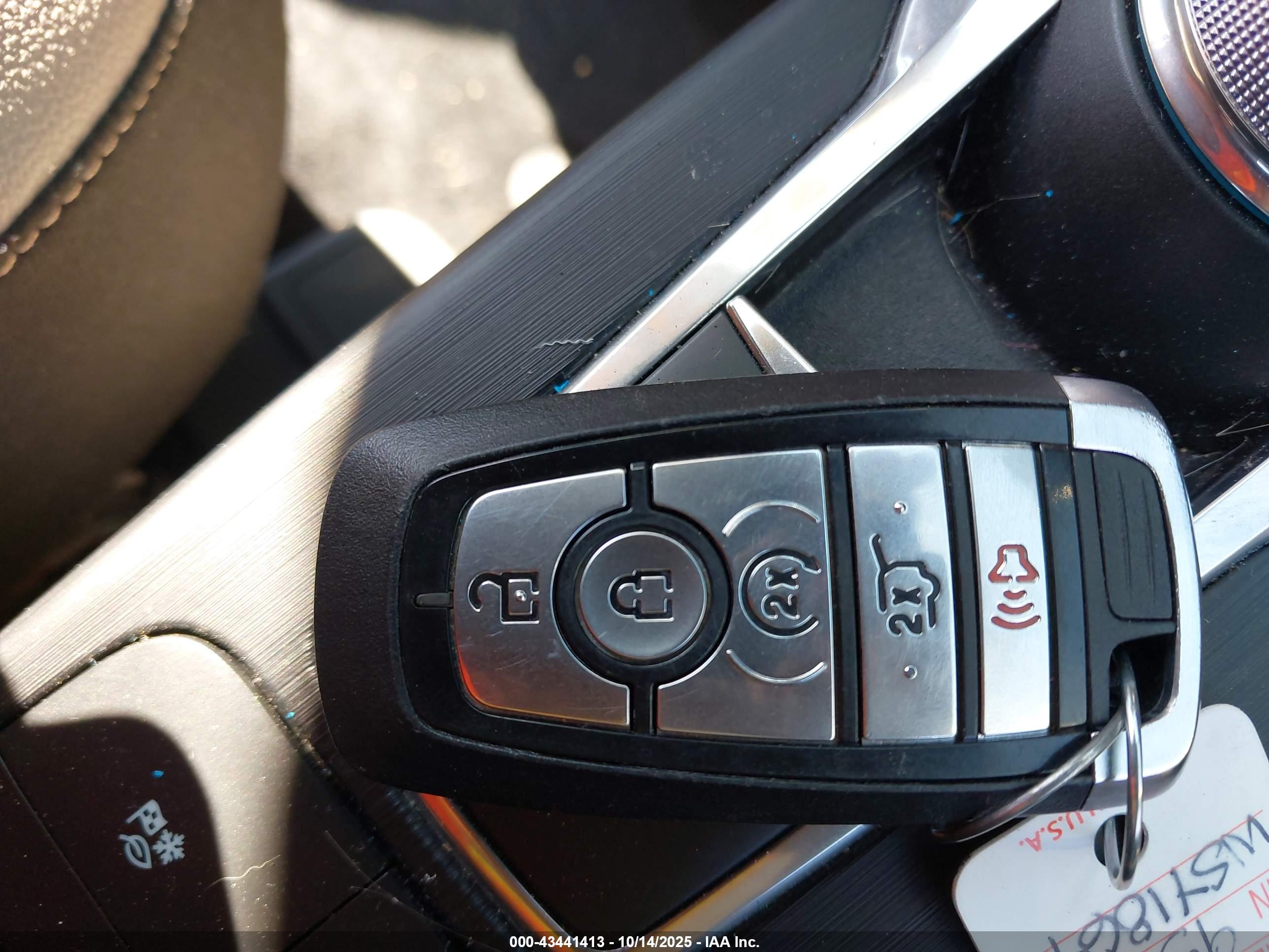 FORD ESCAPE image 11