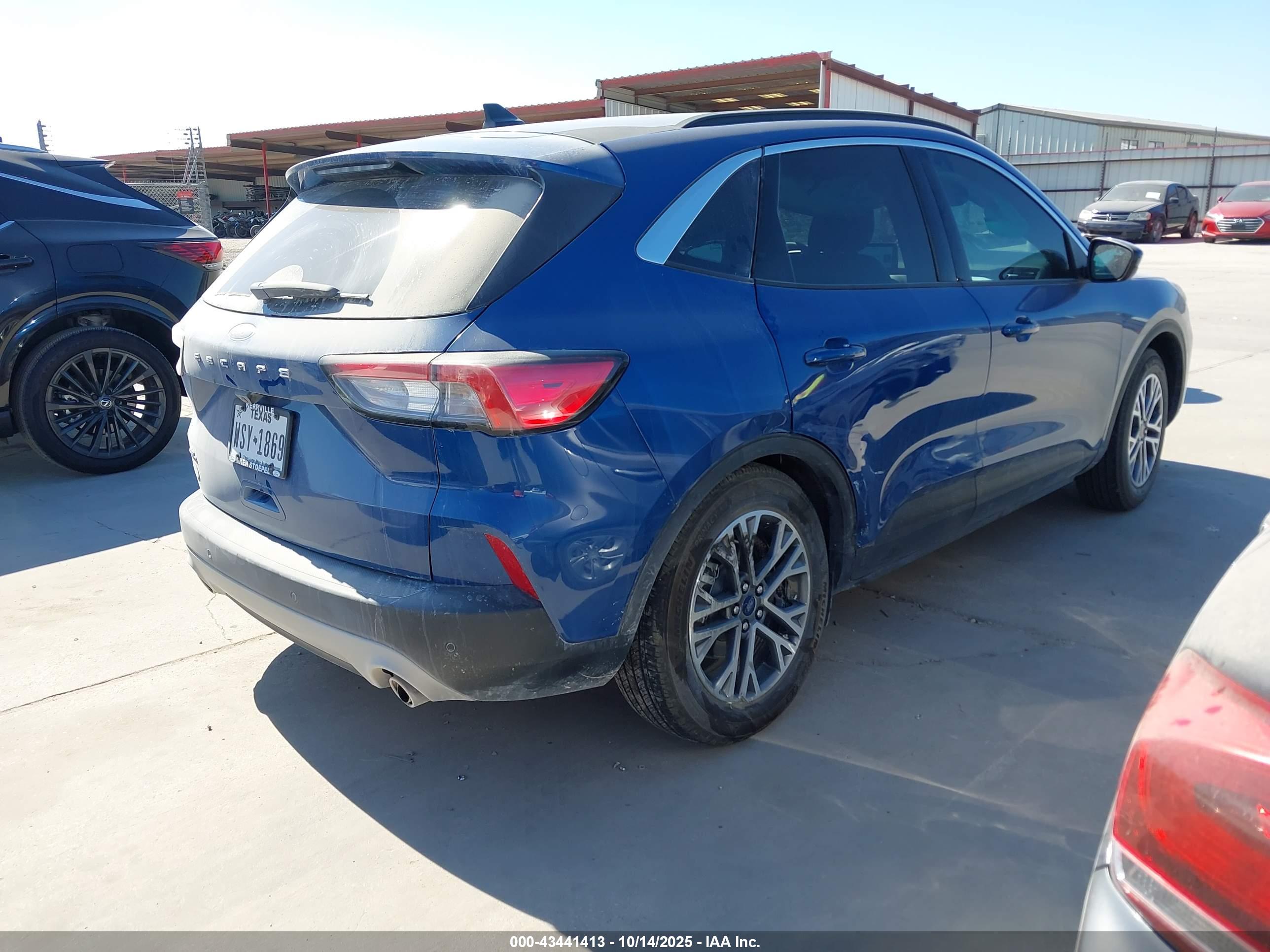 FORD ESCAPE image 4