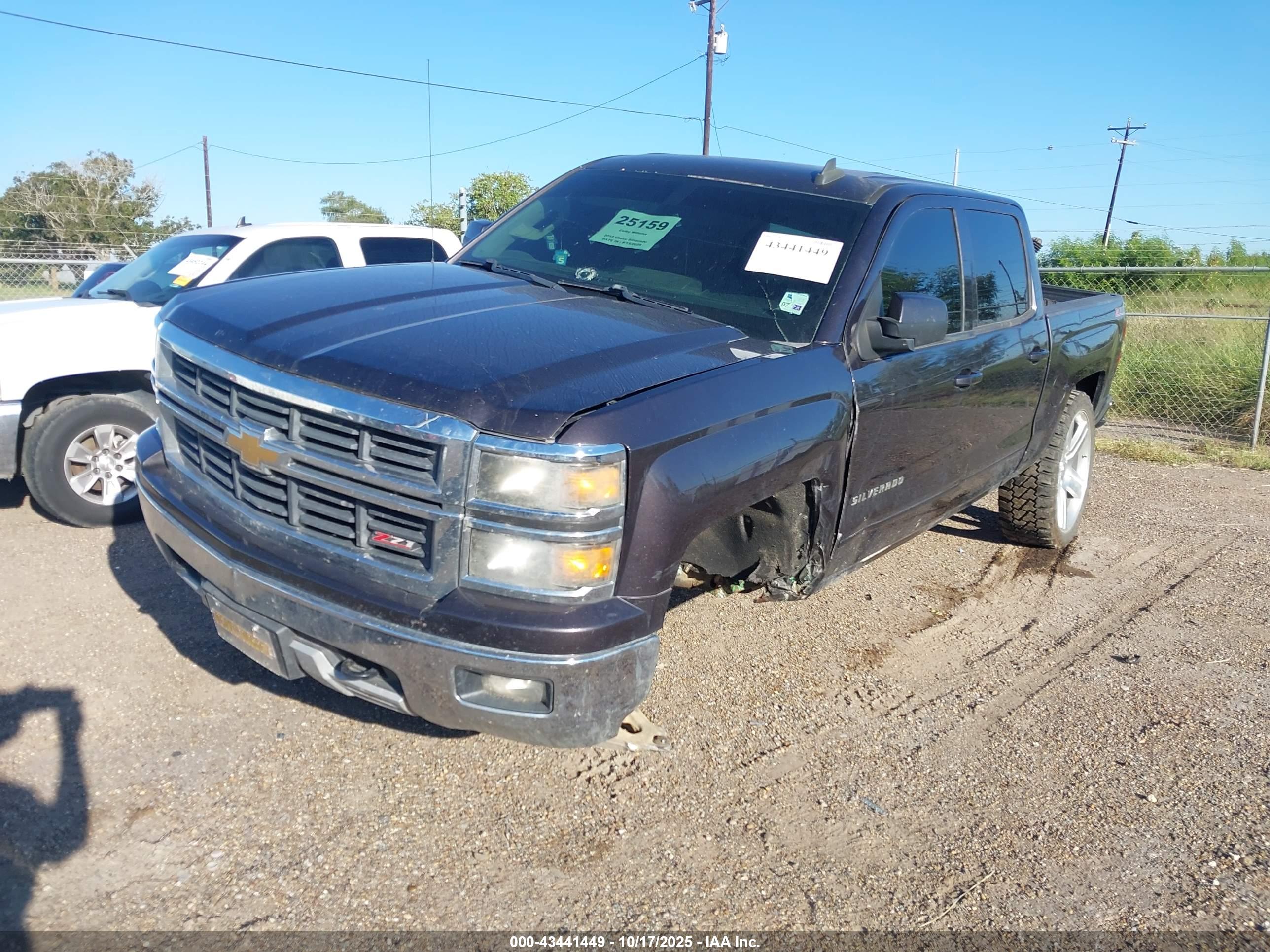 CHEVROLET SILVERADO image 2