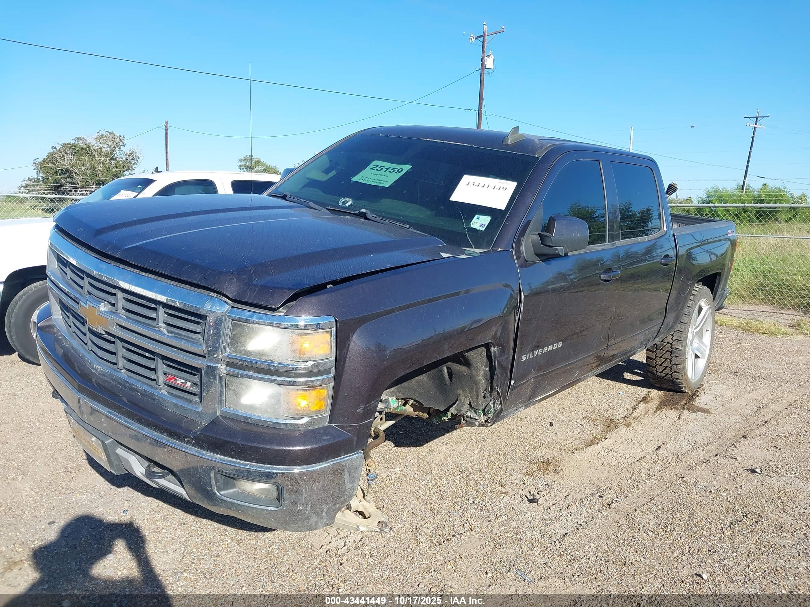 CHEVROLET SILVERADO image 6