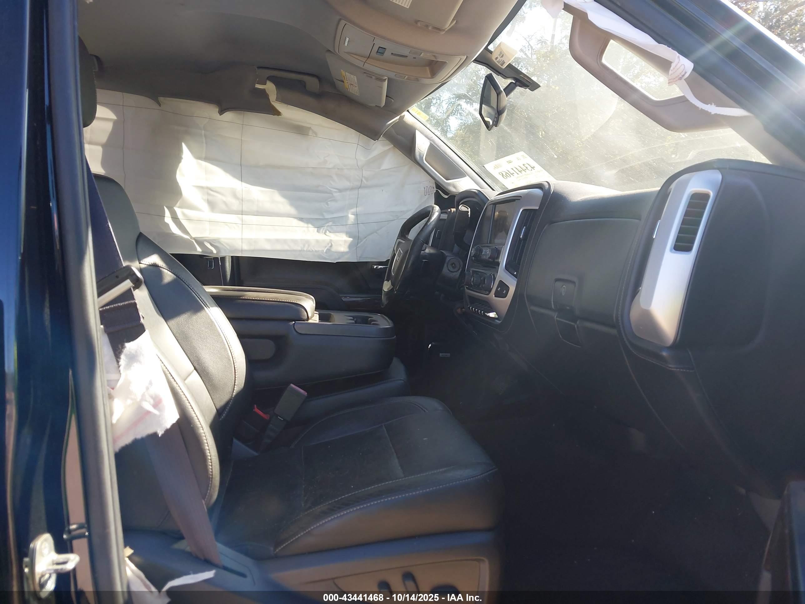 GMC SIERRA image 5
