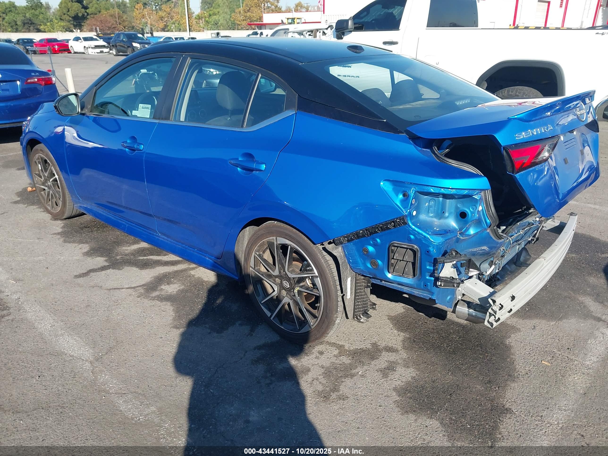 NISSAN SENTRA image 3