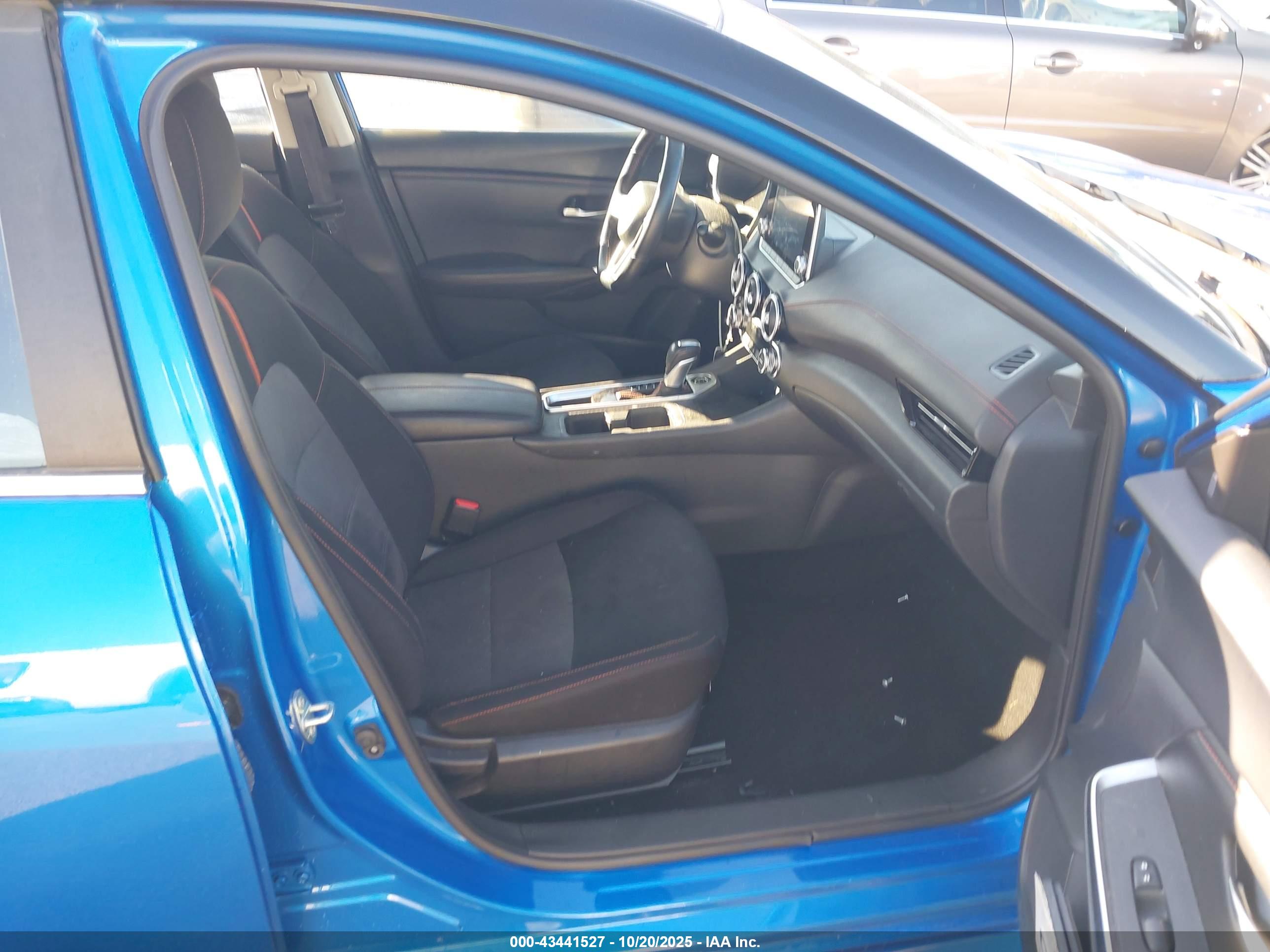 NISSAN SENTRA image 5