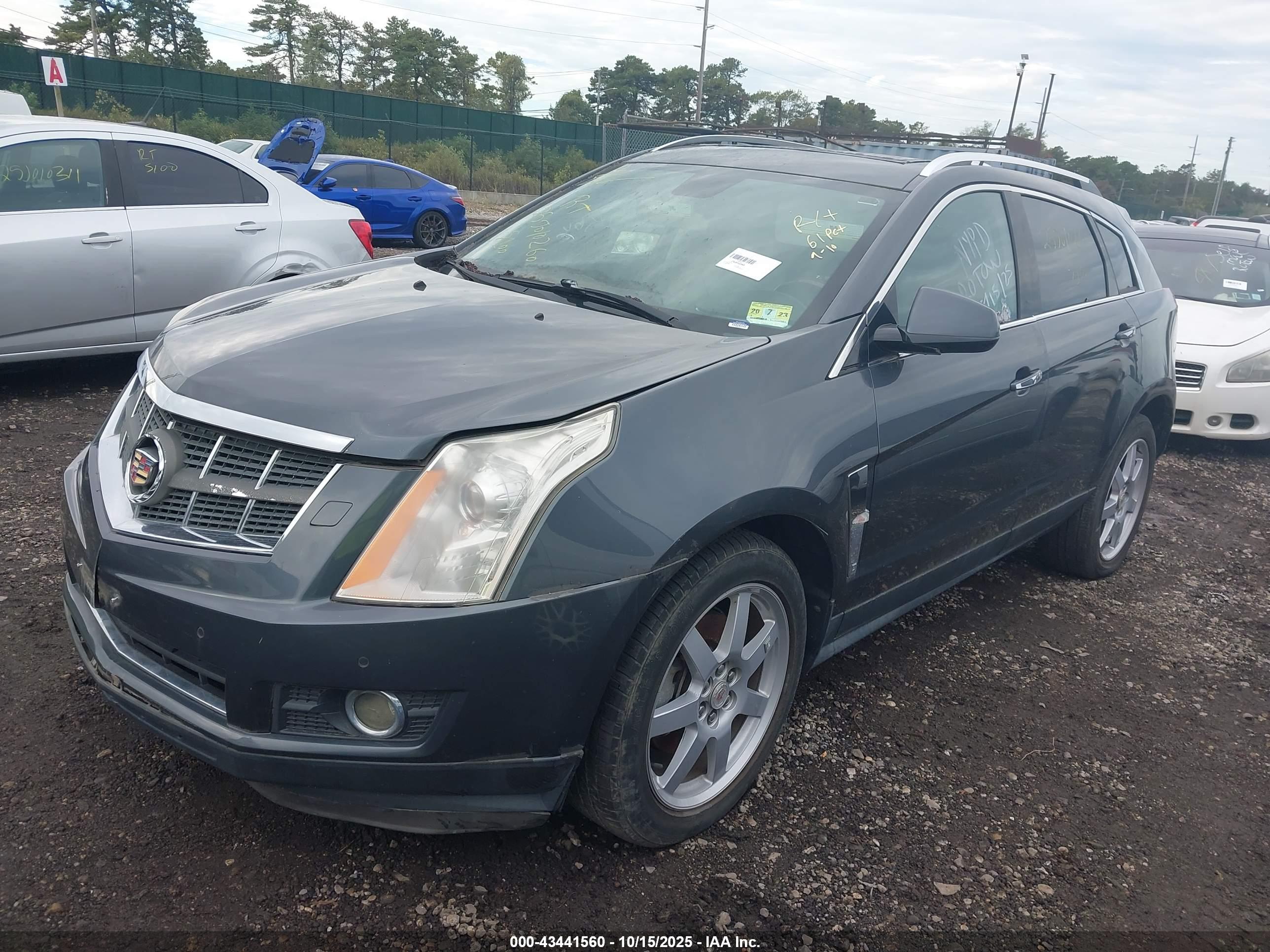 CADILLAC SRX image 2