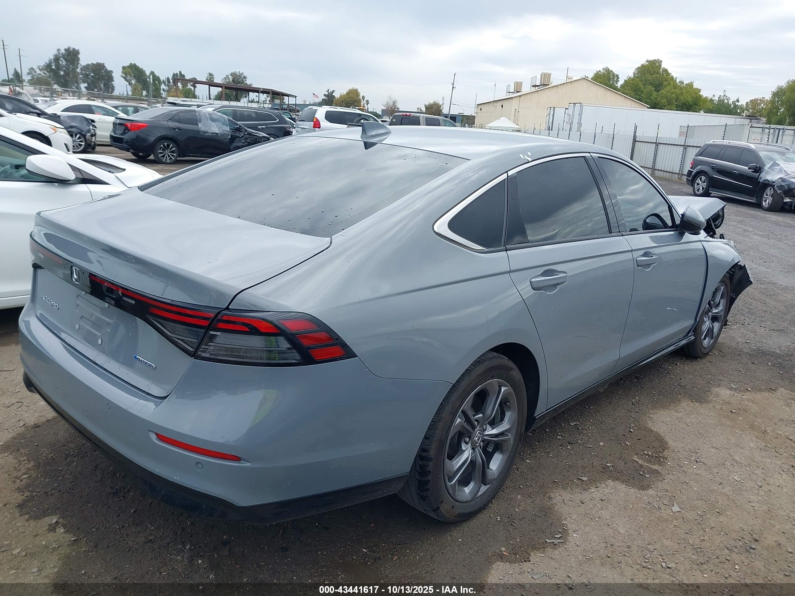 HONDA ACCORD image 4
