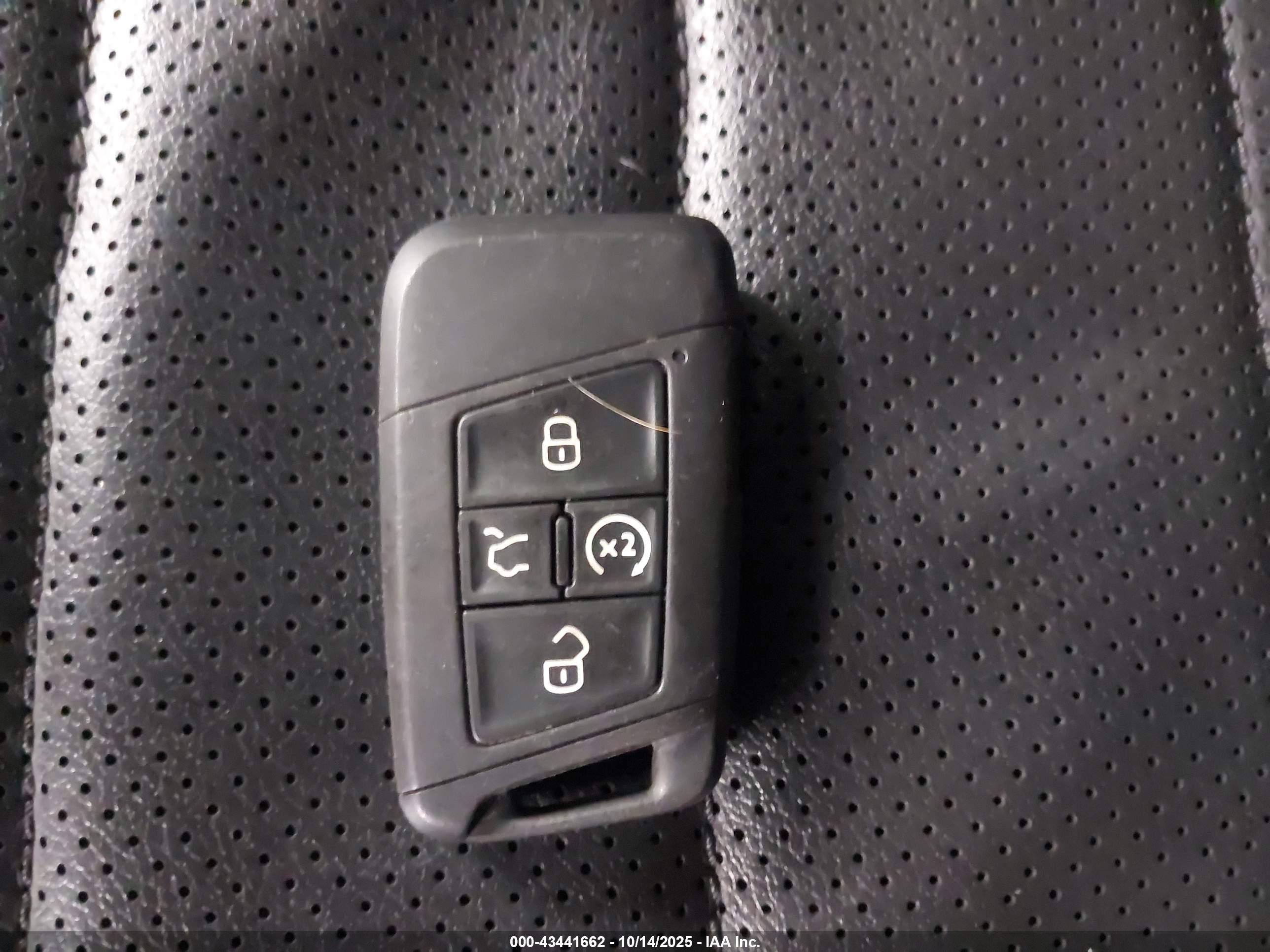 VOLKSWAGEN JETTA image 11