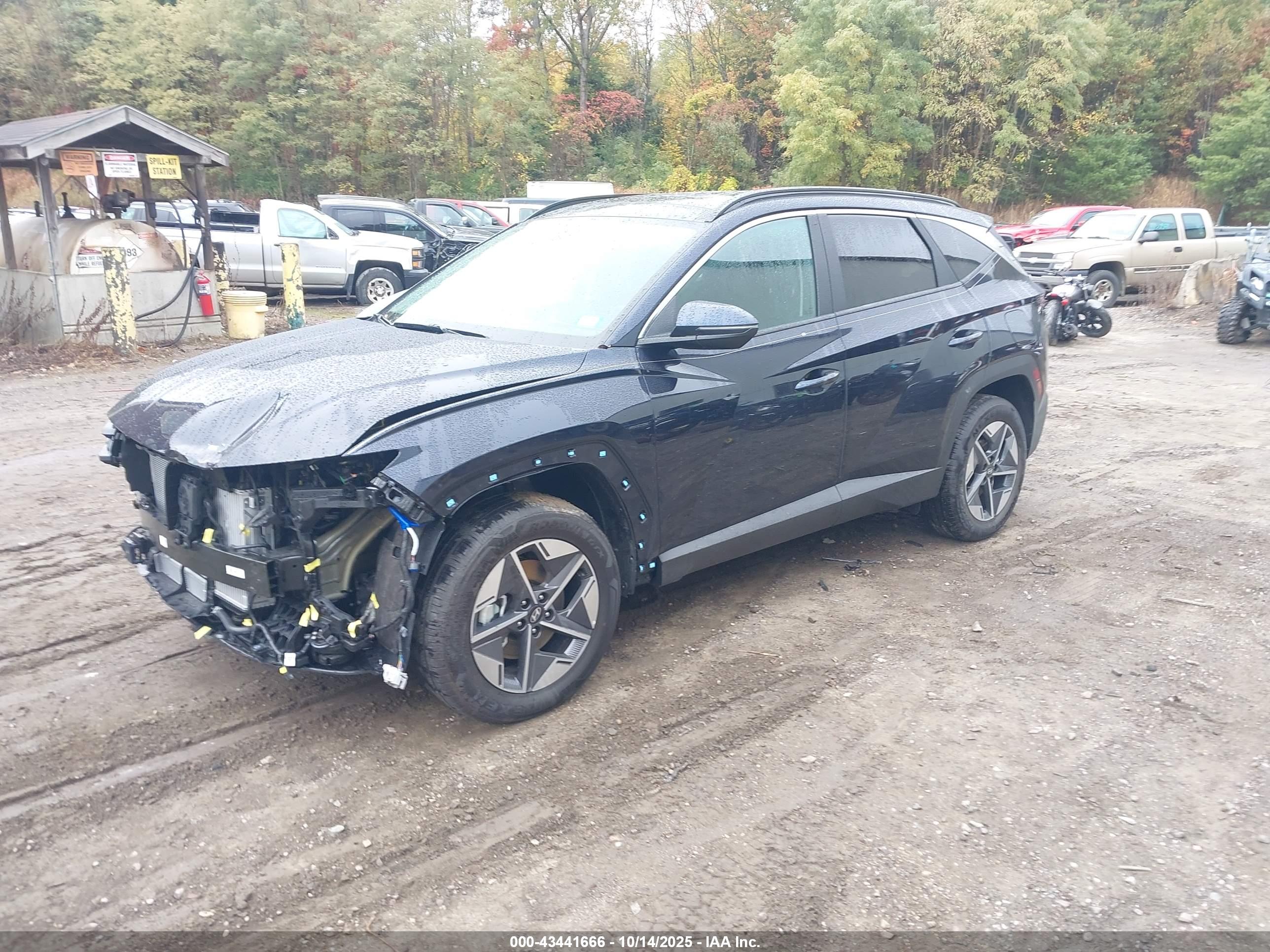HYUNDAI TUCSON image 2