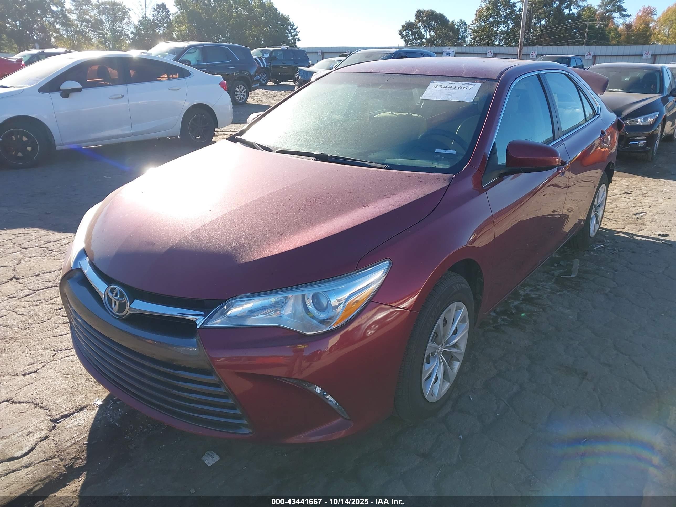 TOYOTA CAMRY image 2