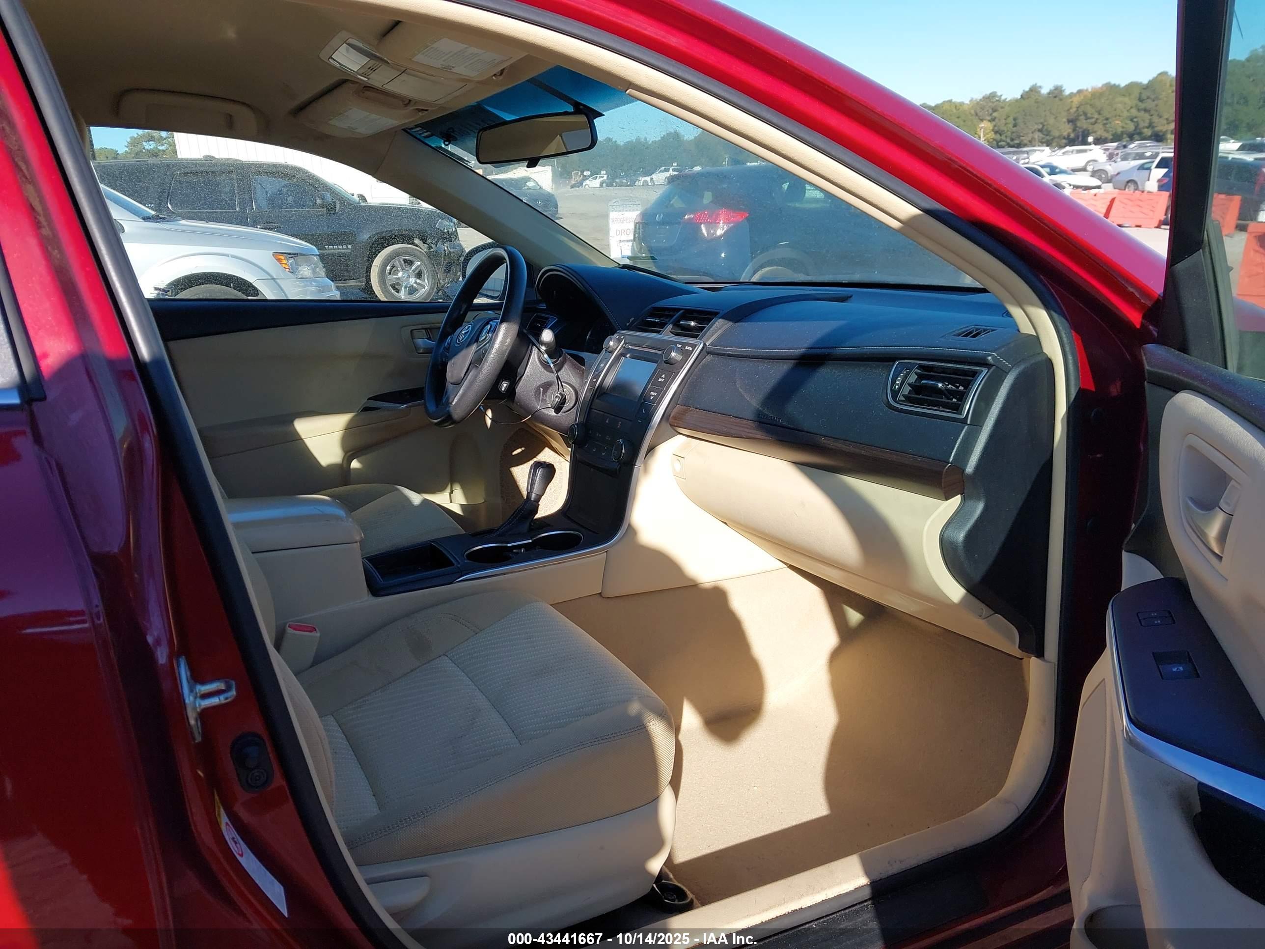TOYOTA CAMRY image 5